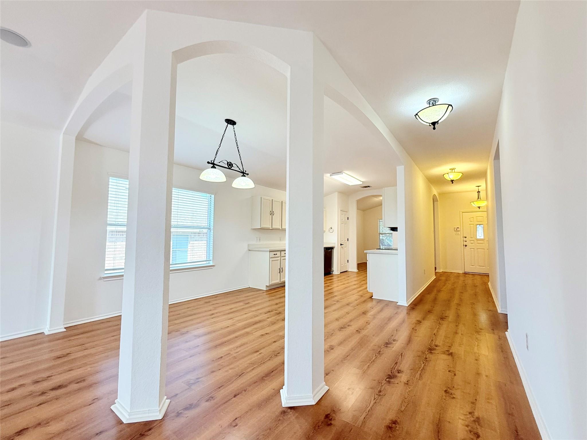 105 Carol Ave, Leander, TX 78641