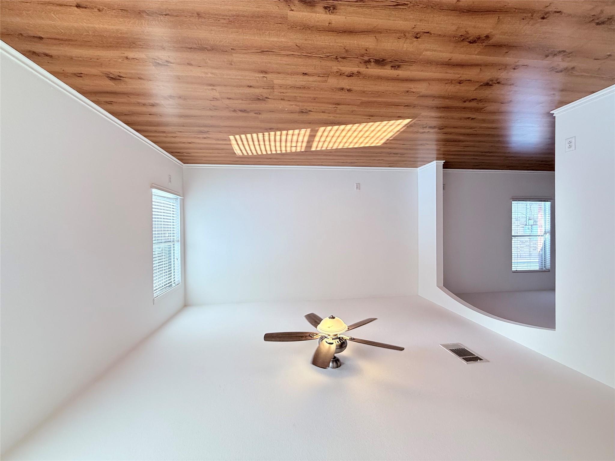 105 Carol Ave, Leander, TX 78641