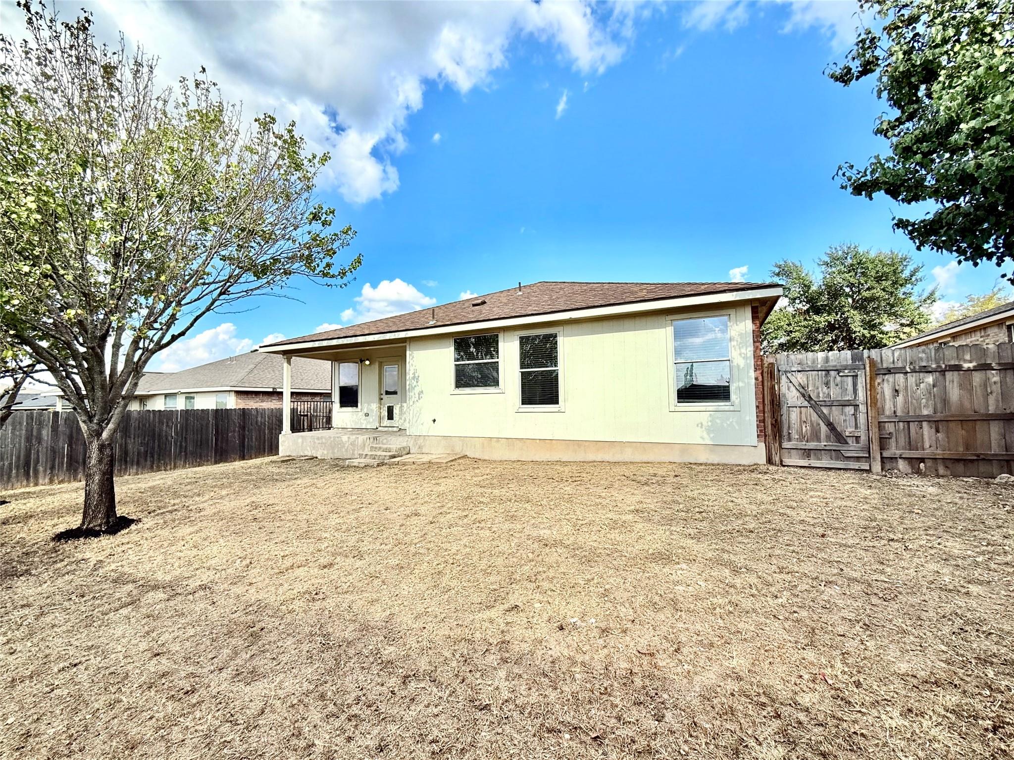 105 Carol Ave, Leander, TX 78641