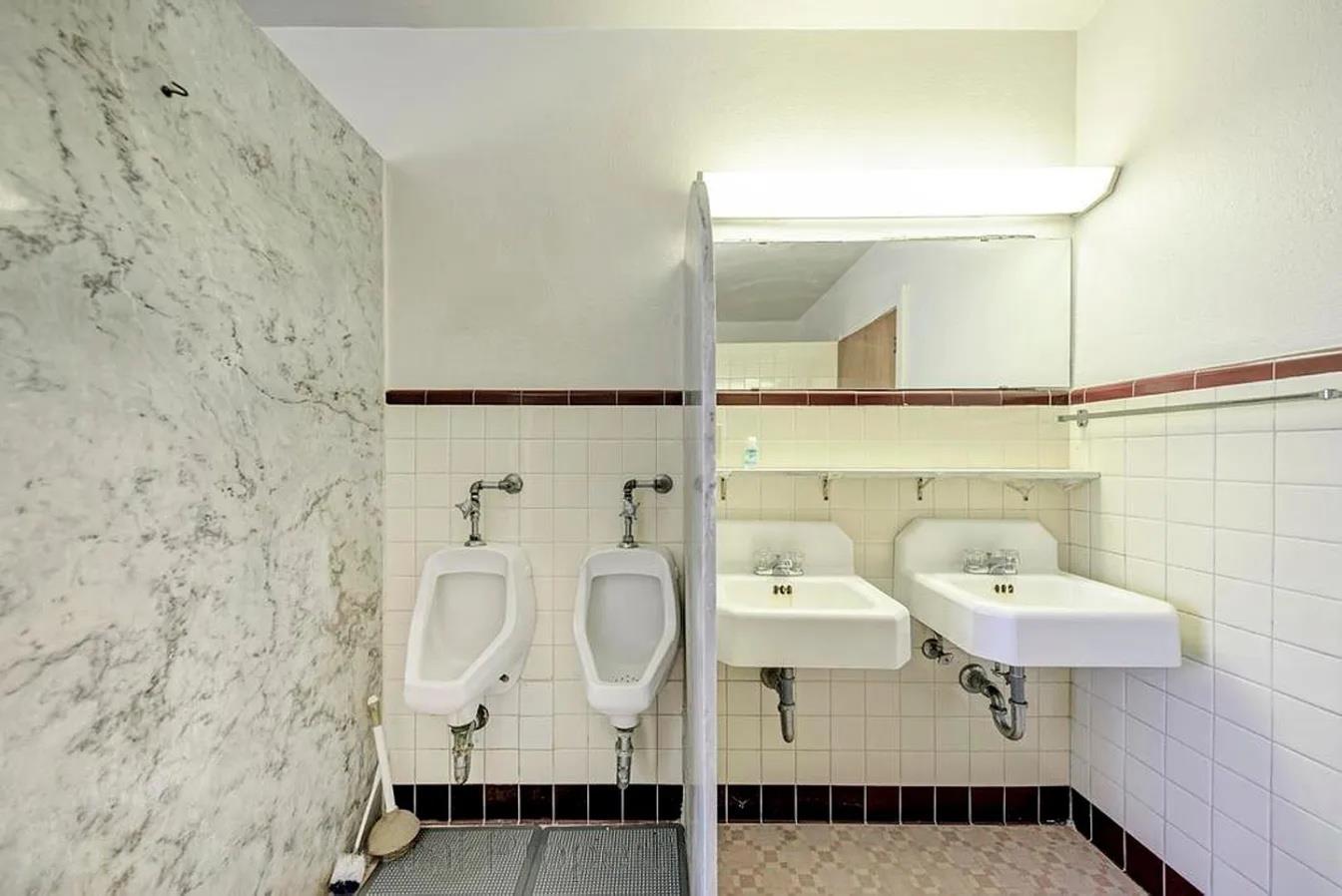 1919 Robbins Pl, Austin, TX 78705