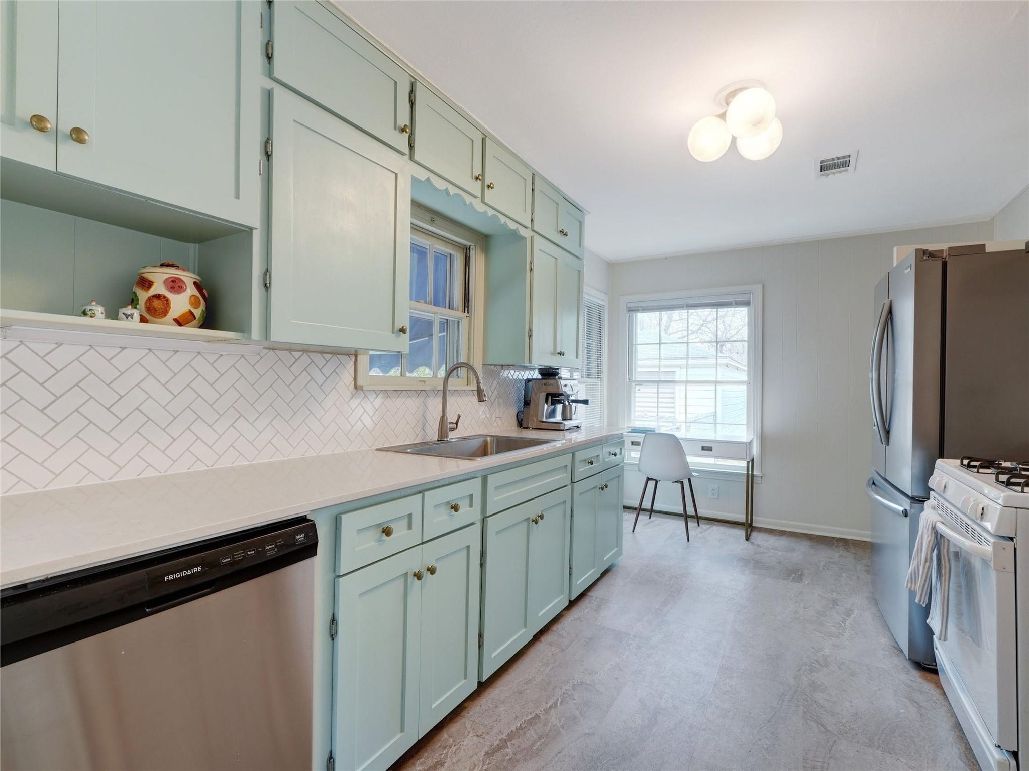 1206 Madison Ave, Austin, TX 78757