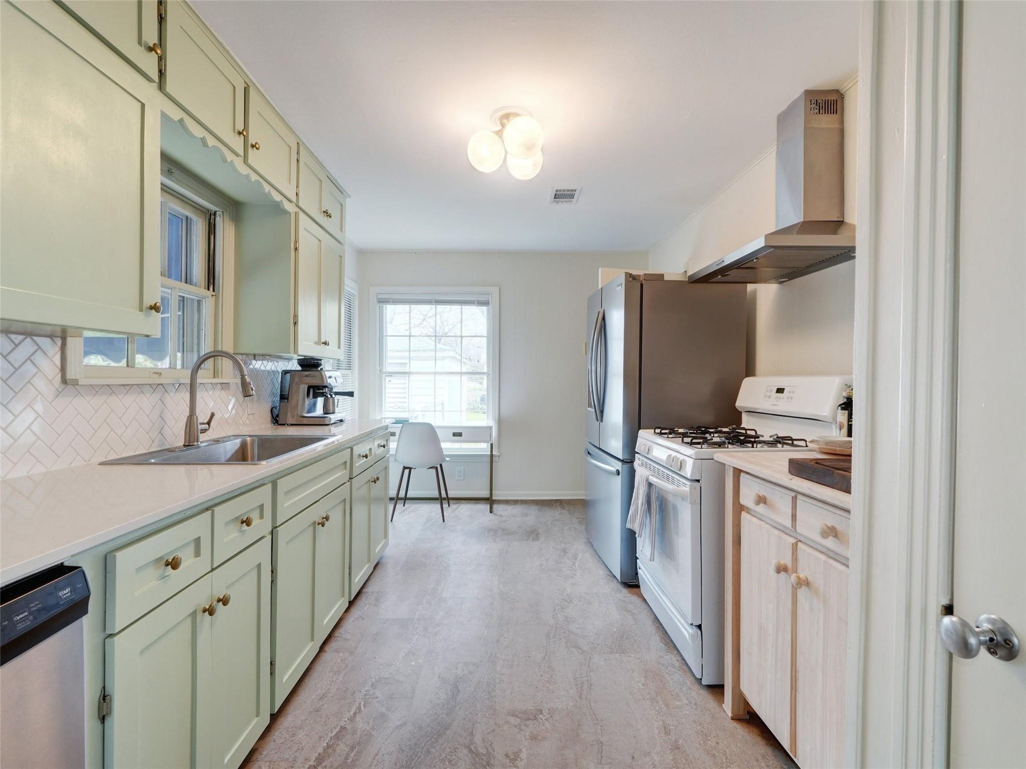 1206 Madison Ave, Austin, TX 78757