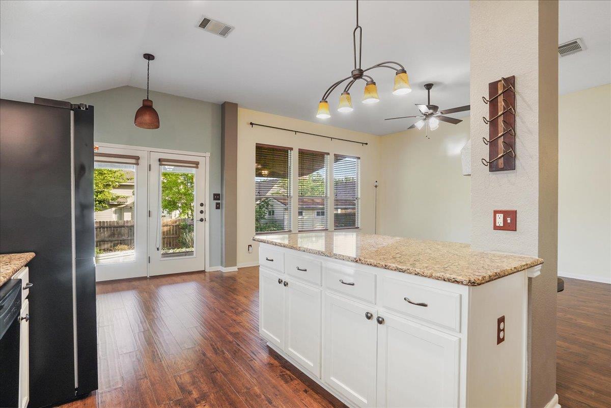 1608 Goddard Bluff Dr, Austin, TX 78754