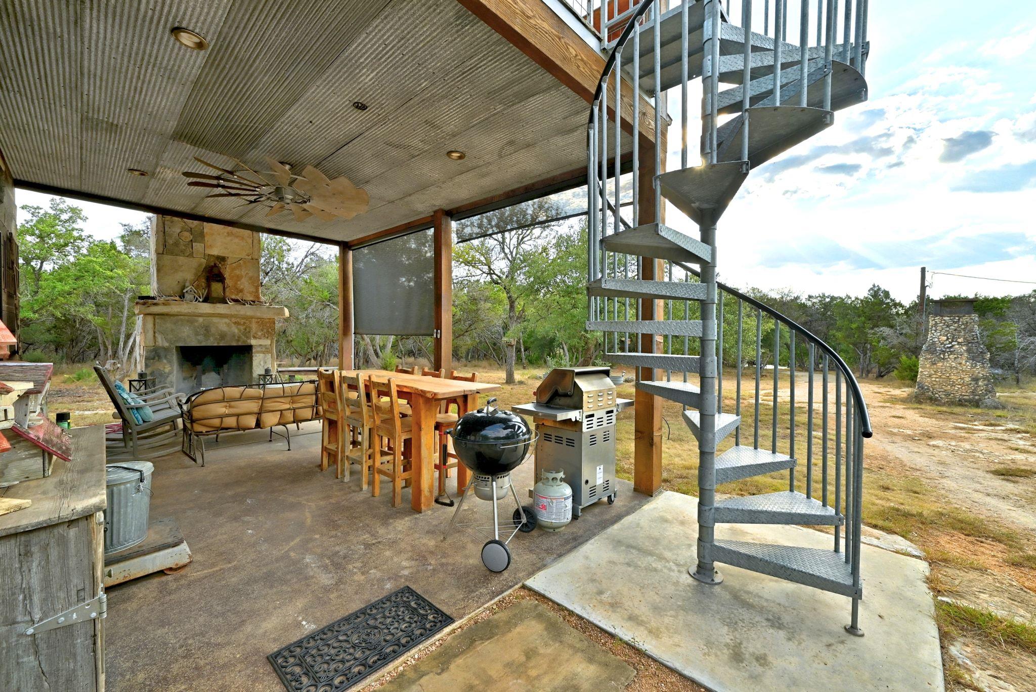 1910 Sandy Point Rd, Wimberley, TX 78676