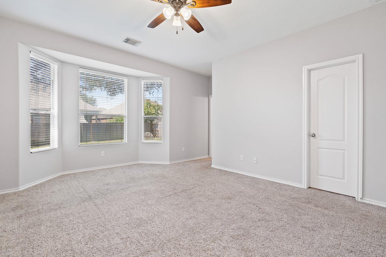 3721 Pine Needle Cir, Round Rock, TX 78681