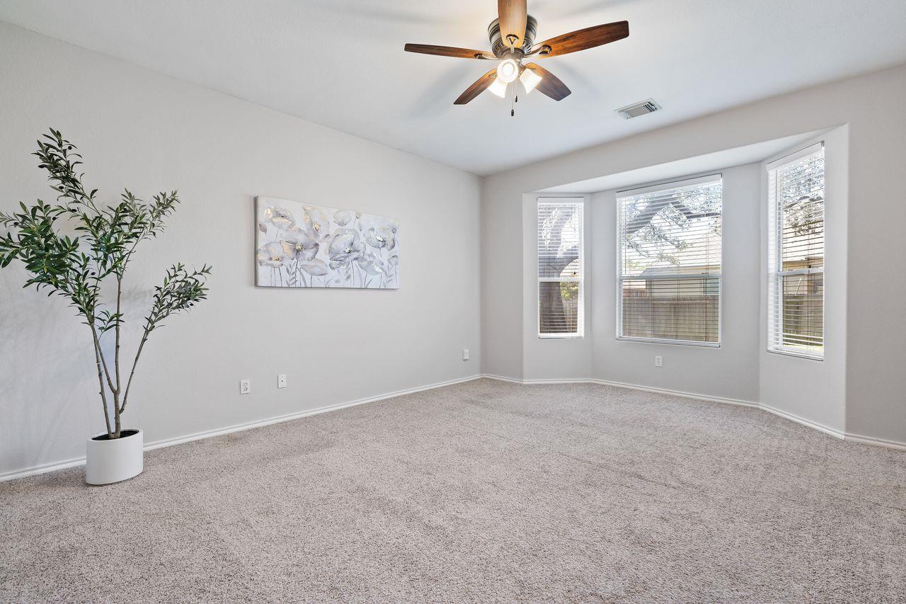 3721 Pine Needle Cir, Round Rock, TX 78681