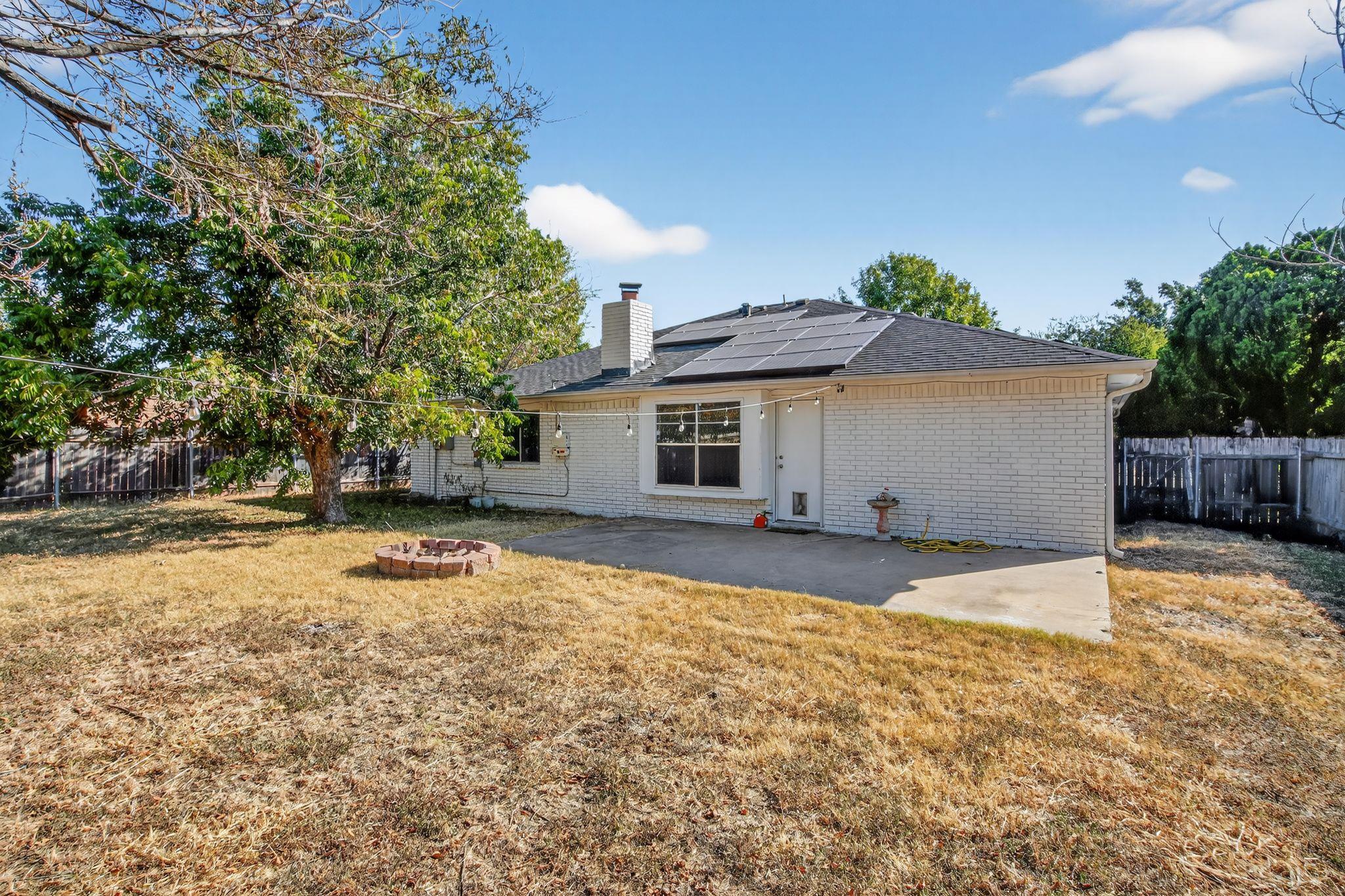 1906 W Mesa Park Dr, Round Rock, TX 78664