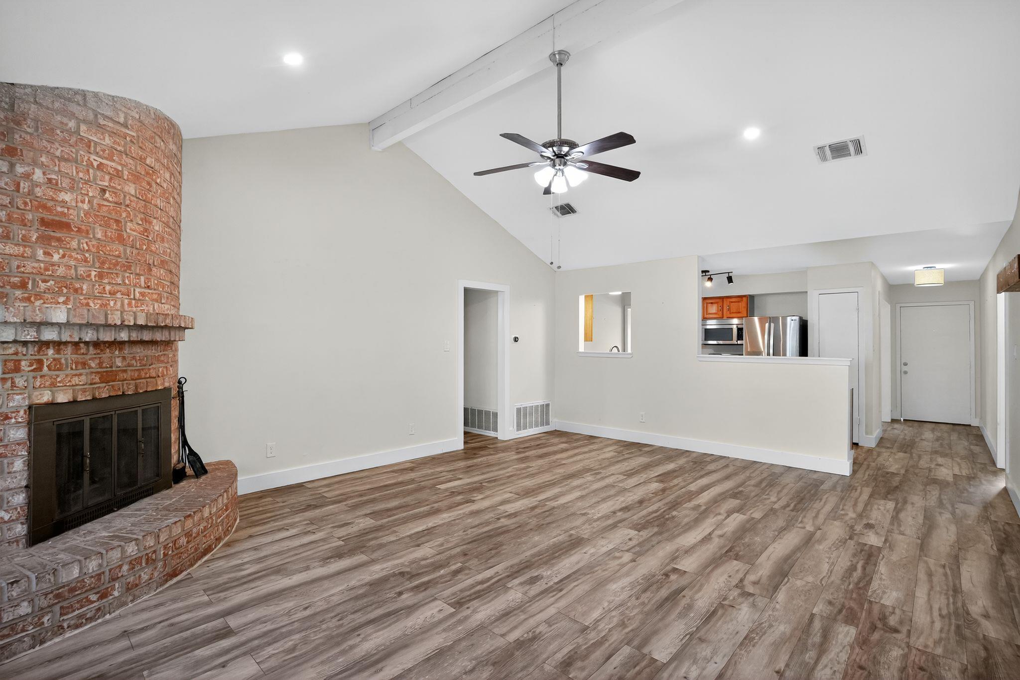 1906 W Mesa Park Dr, Round Rock, TX 78664