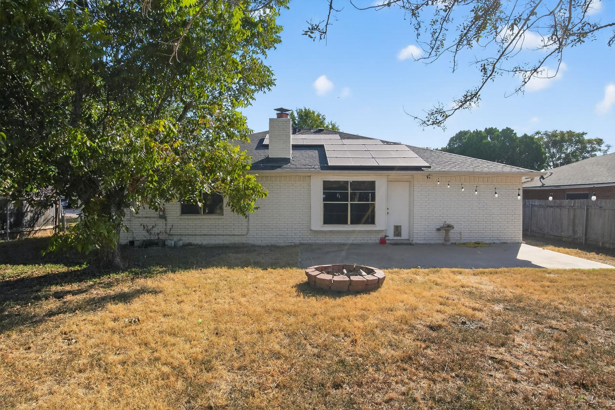 1906 W Mesa Park Dr, Round Rock, TX 78664