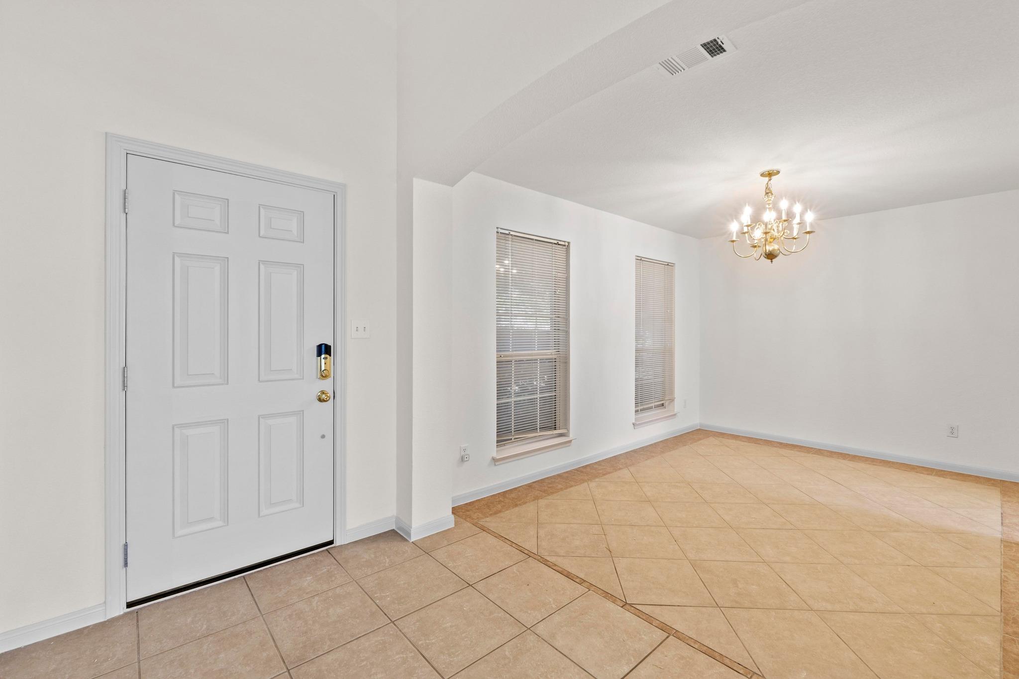 202 E Custers Creek Bnd, Pflugerville, TX 78660