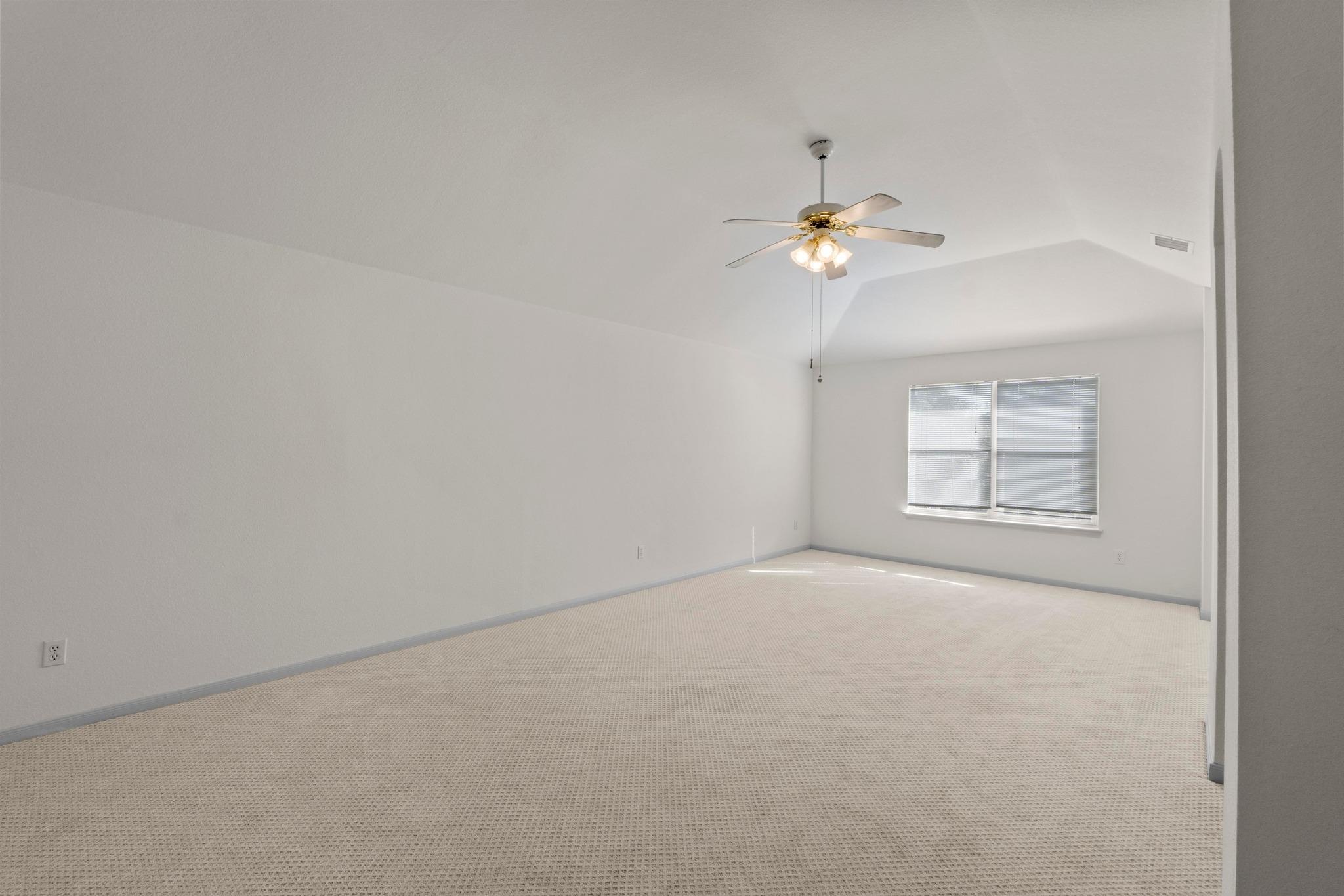 202 E Custers Creek Bnd, Pflugerville, TX 78660