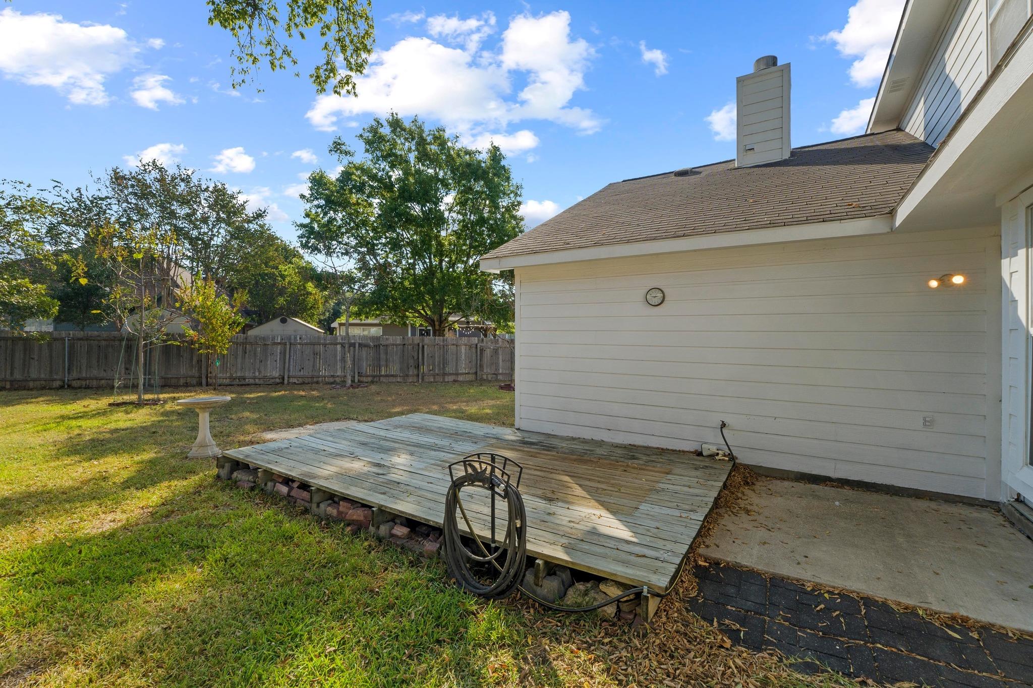 202 E Custers Creek Bnd, Pflugerville, TX 78660