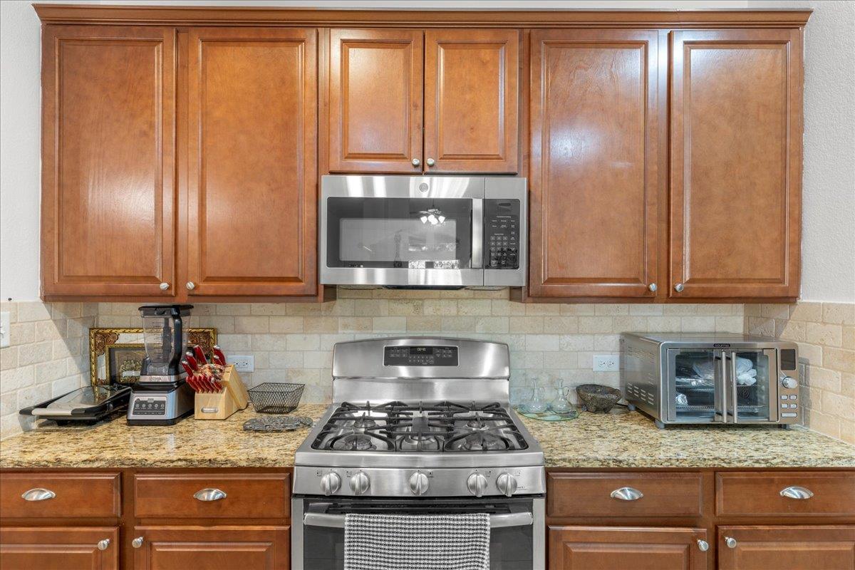 349 Razzmatazz Trl, Buda, TX 78610