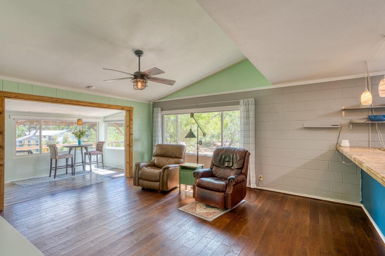 105 Hi View St, Sunrise Beach, TX 78643