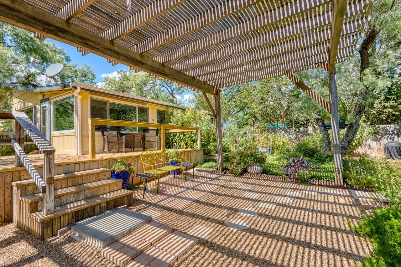 105 Hi View St, Sunrise Beach, TX 78643