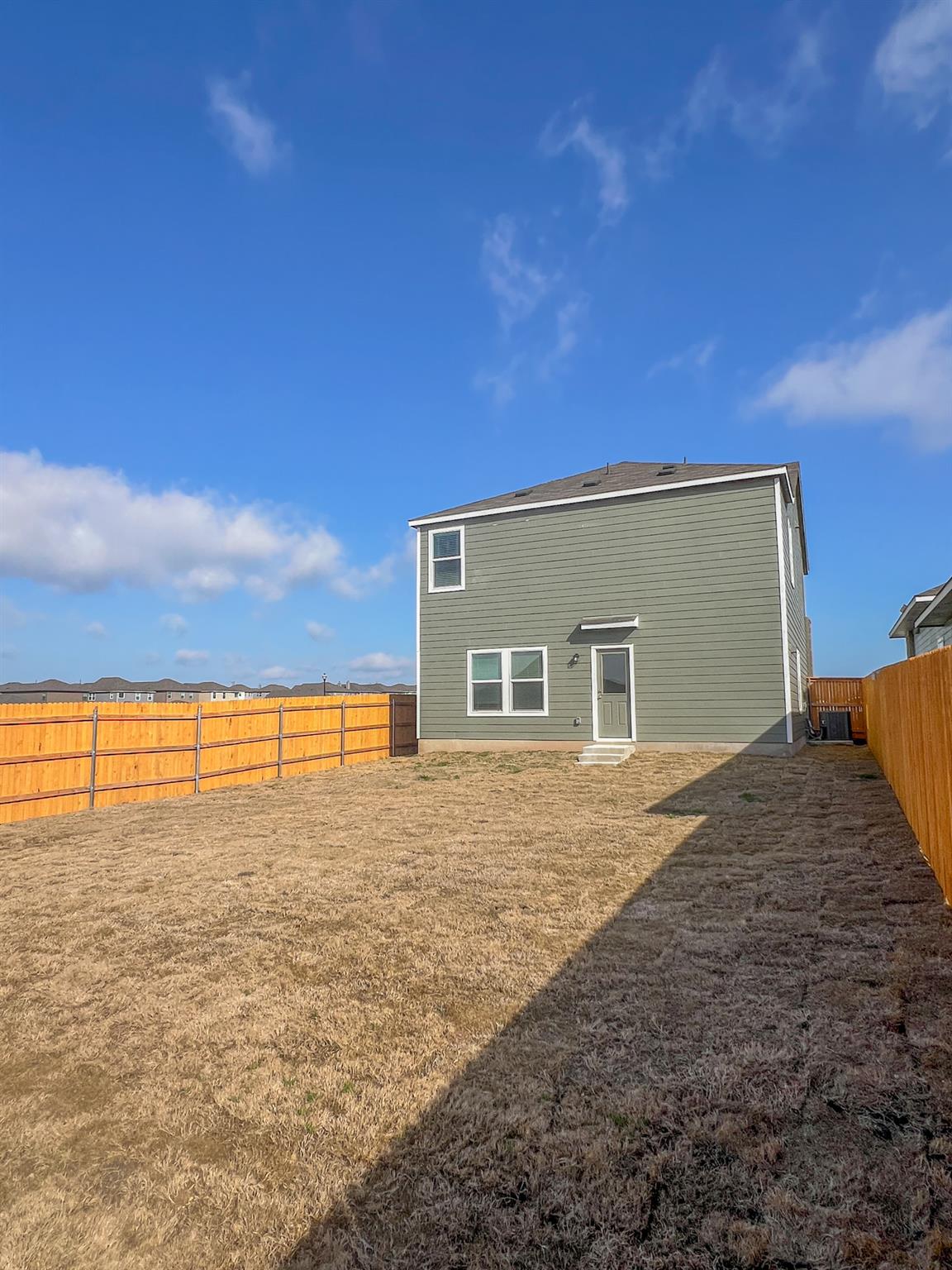 254 The Bad Way, Jarrell, TX 76537