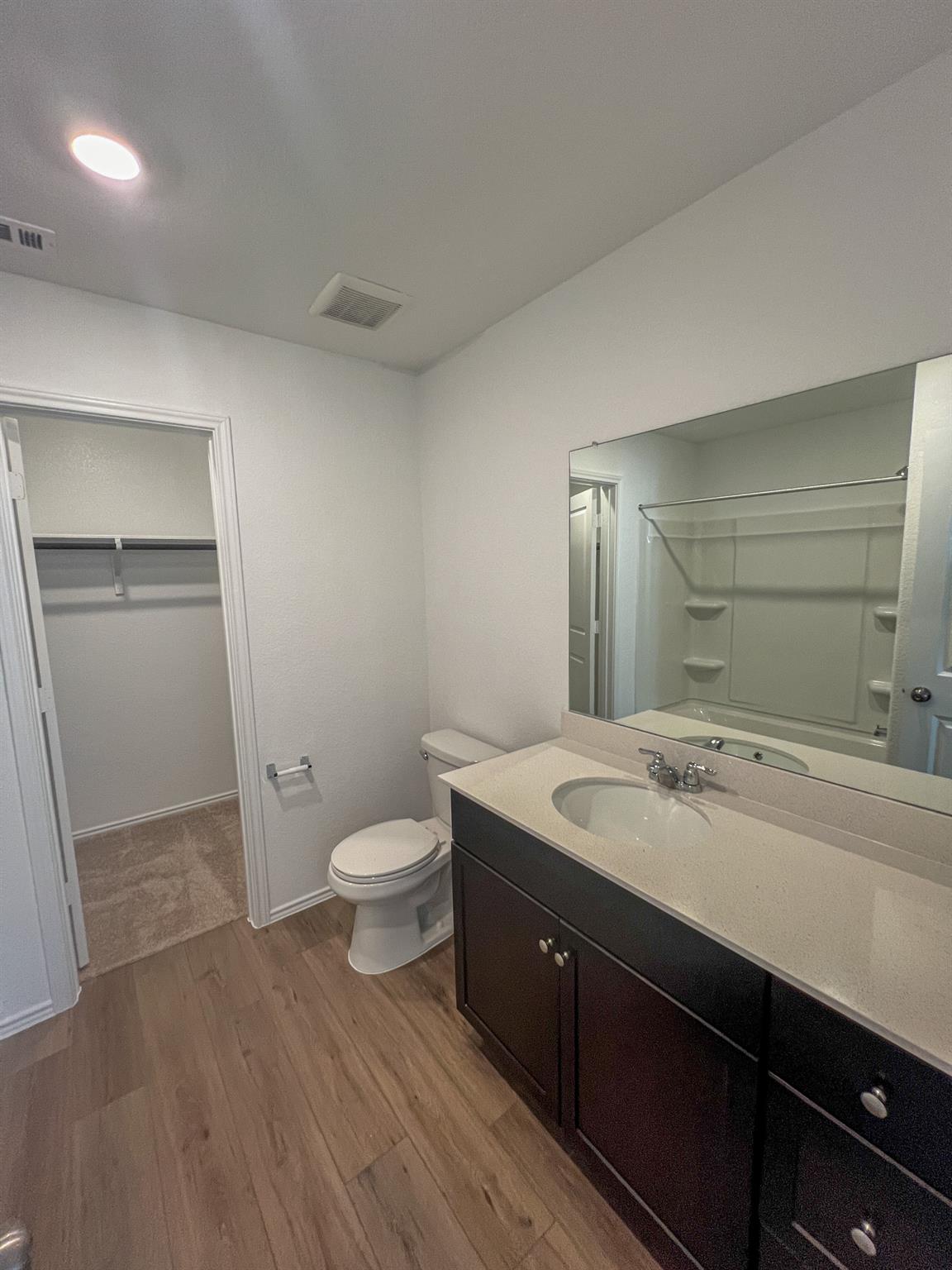 254 The Bad Way, Jarrell, TX 76537