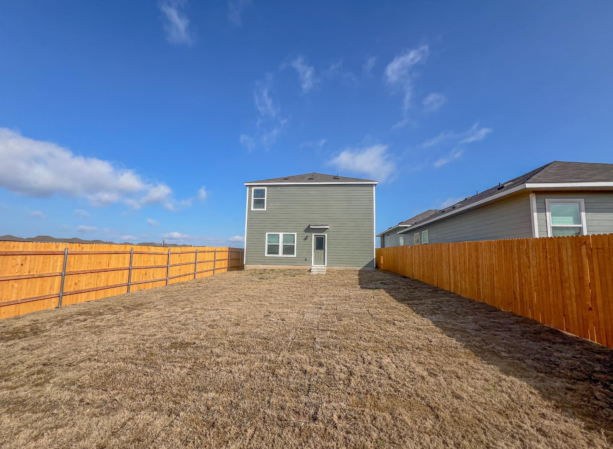 254 The Bad Way, Jarrell, TX 76537