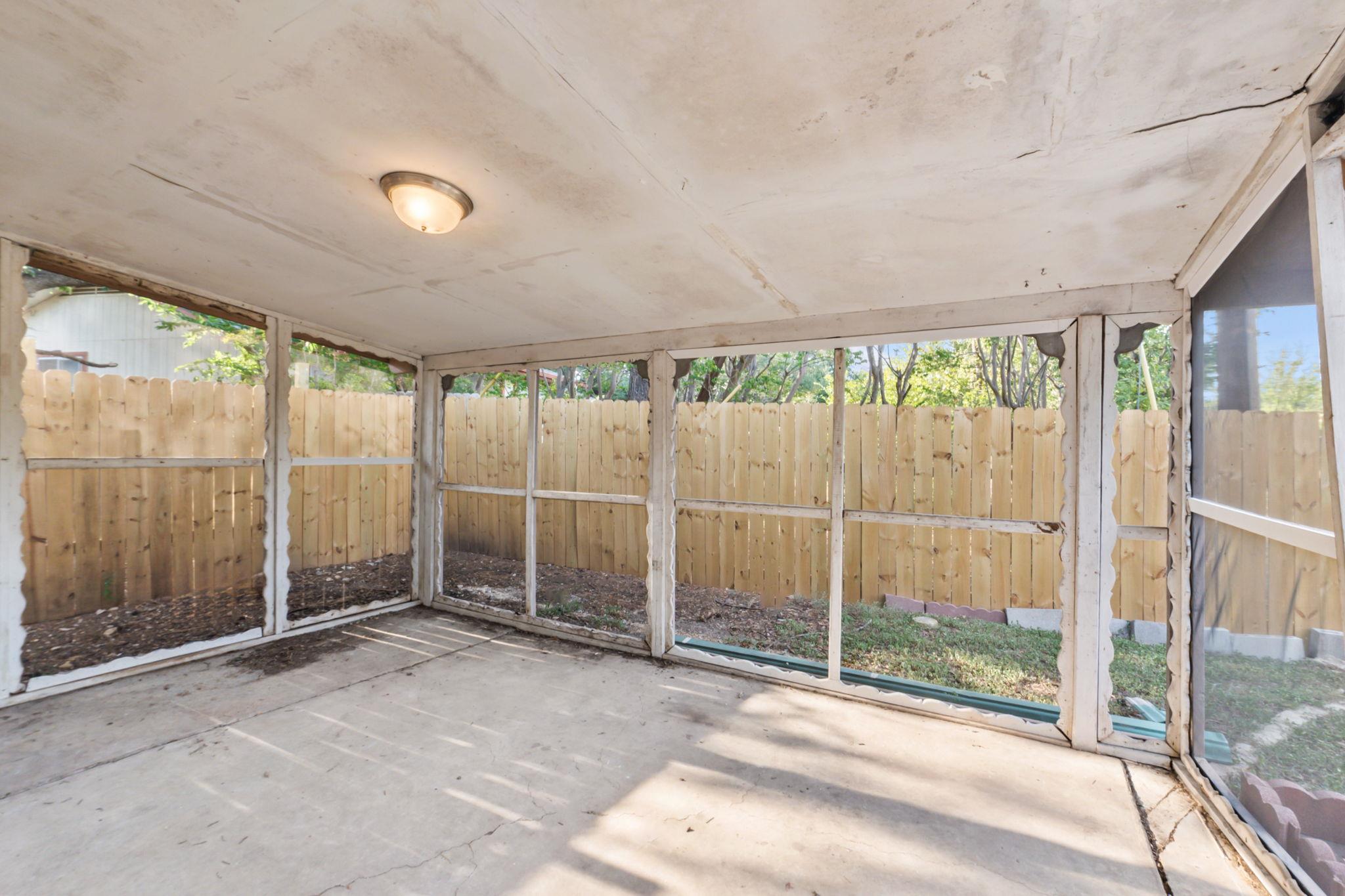 1402 OAK MEADOWS Cv, Round Rock, TX 78681