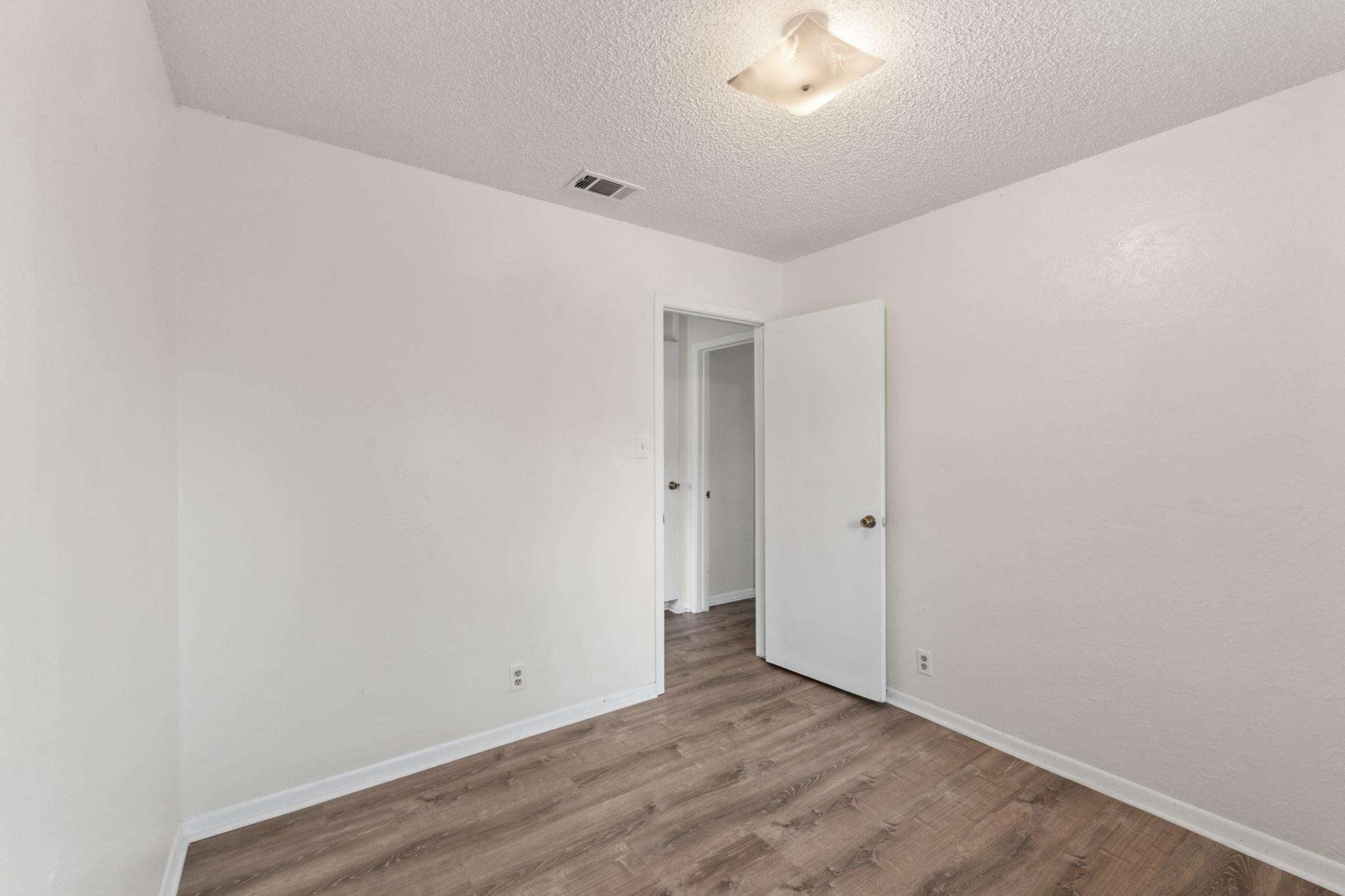 1402 OAK MEADOWS Cv, Round Rock, TX 78681