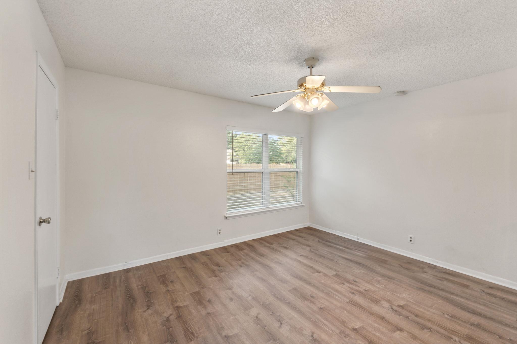 1402 OAK MEADOWS Cv, Round Rock, TX 78681