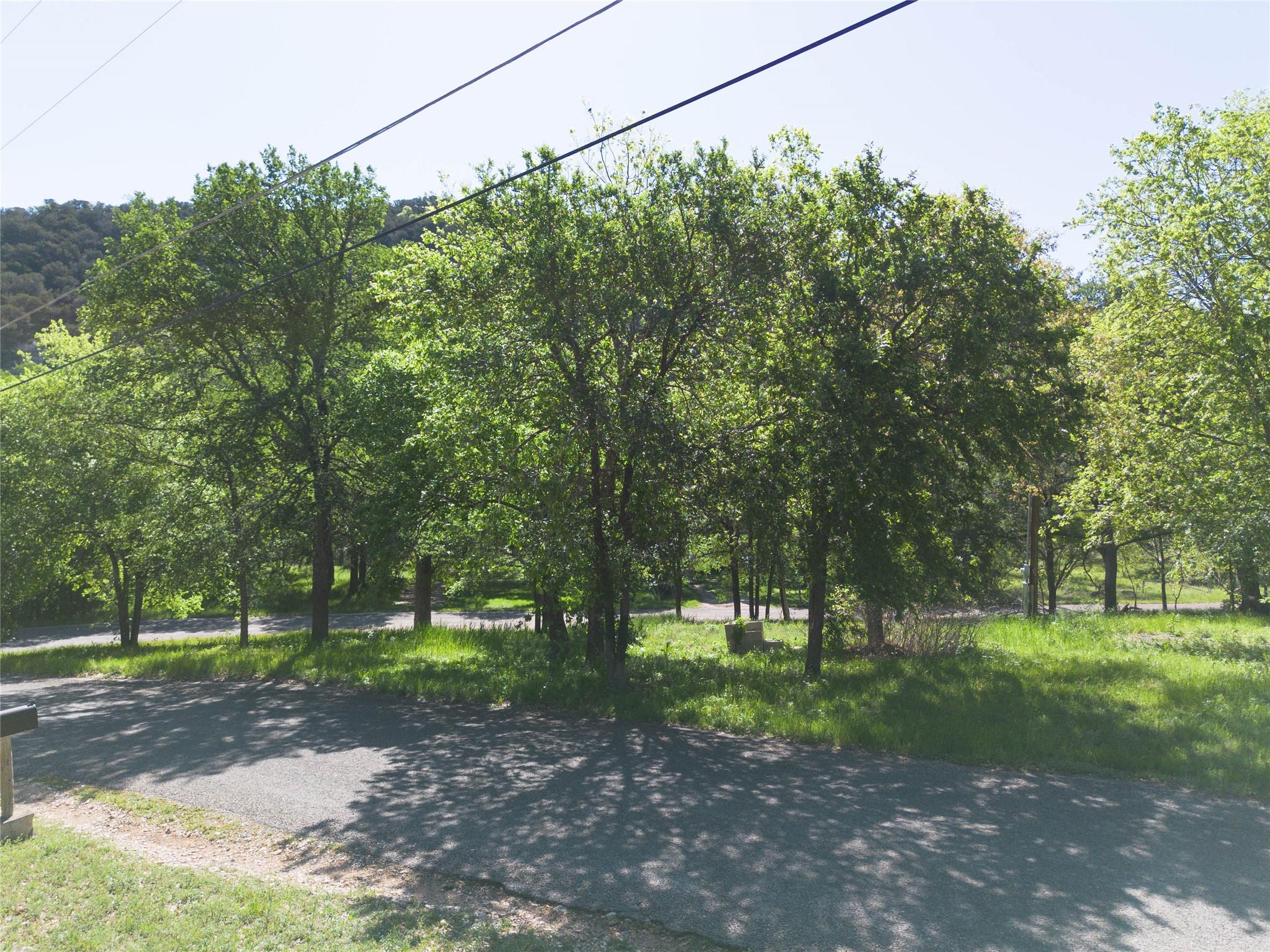 17709 Sandy Ln, Jonestown, TX 78645