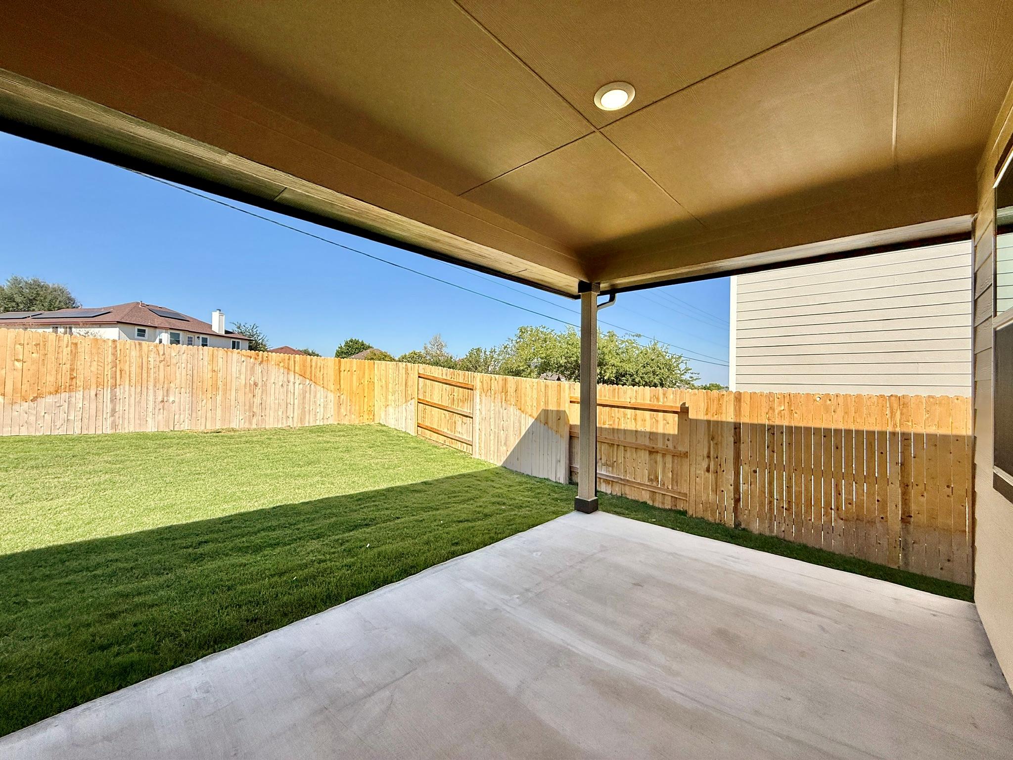 617 Palo Brea Loop, Hutto, TX 78634