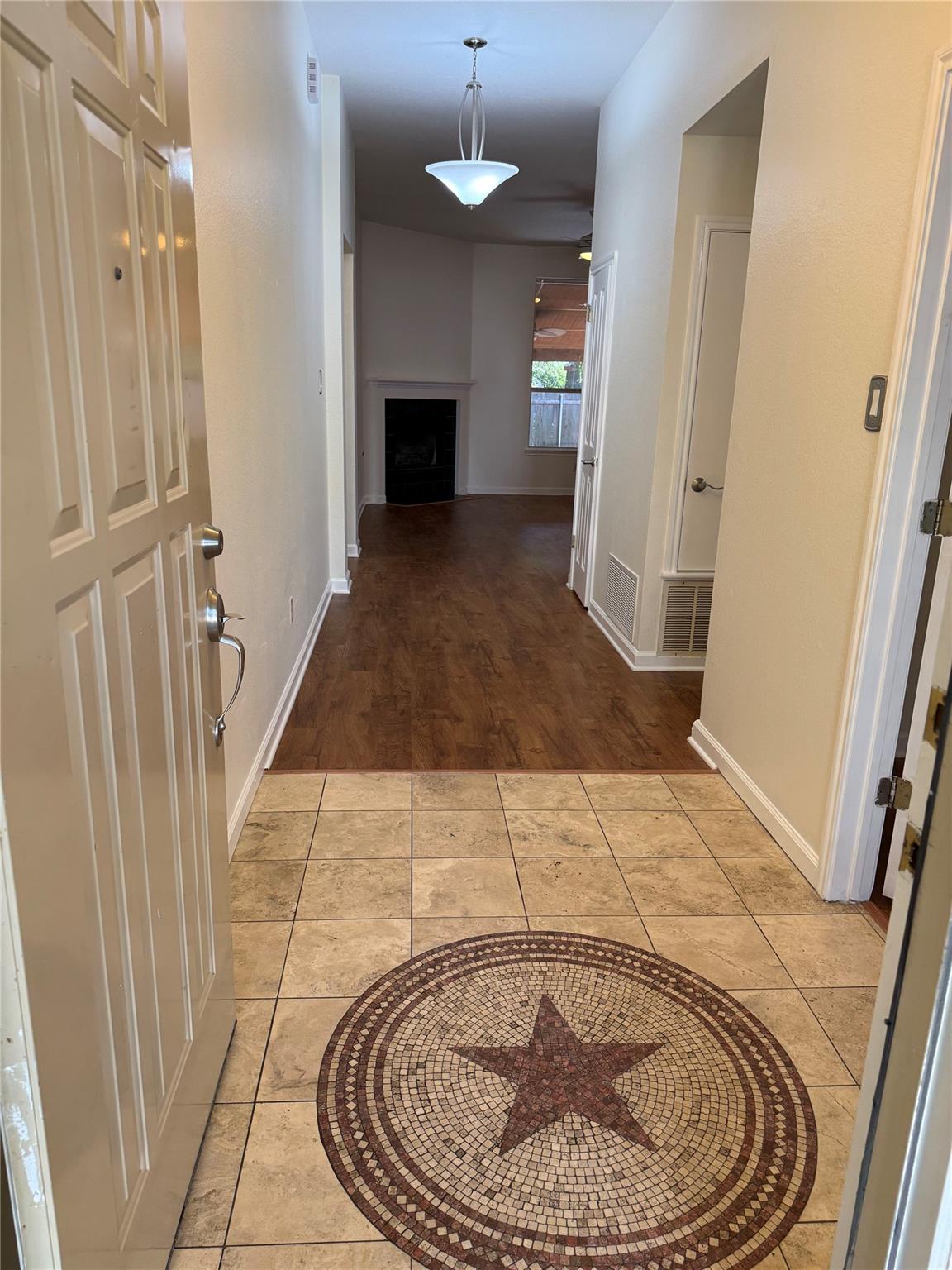 4617 Moose Dr, Austin, TX 78749