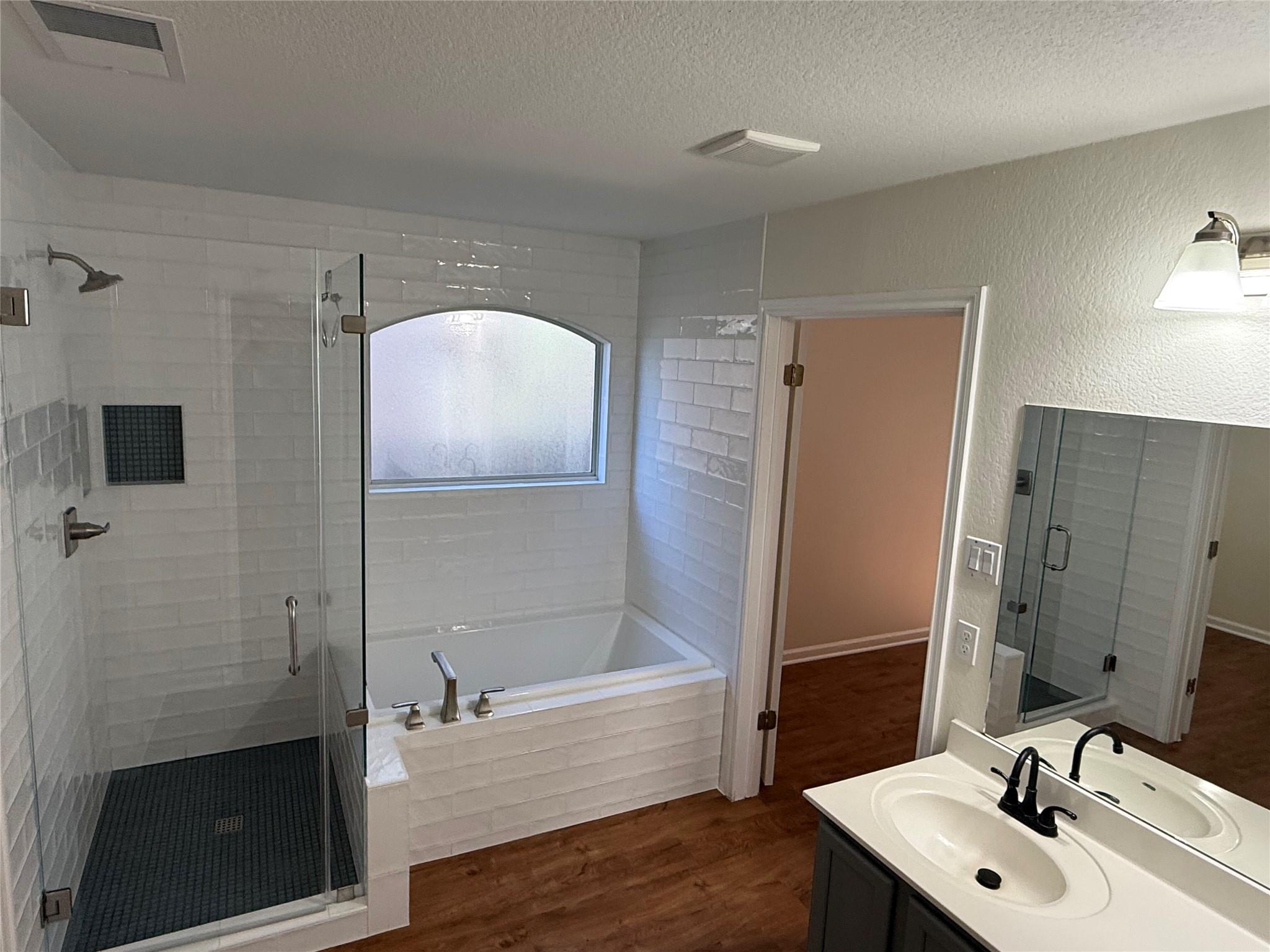 4617 Moose Dr, Austin, TX 78749