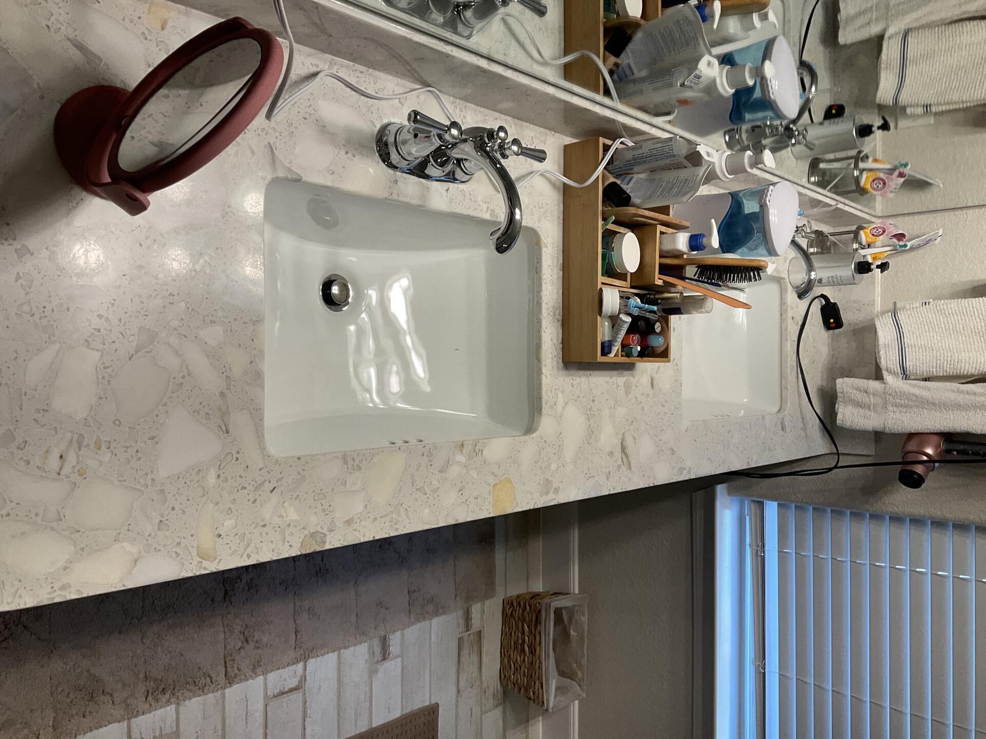 905 Academy Oaks Dr, San Marcos, TX 78666