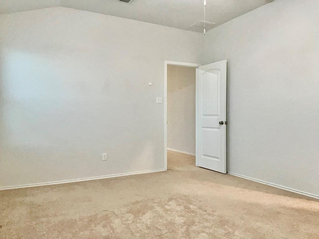 184 Beth Ann Loop, Taylor, TX 76574