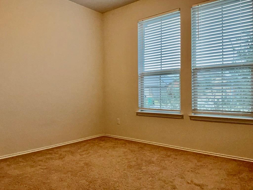 184 Beth Ann Loop, Taylor, TX 76574