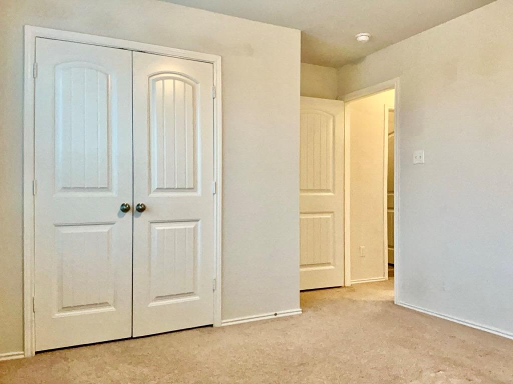 184 Beth Ann Loop, Taylor, TX 76574