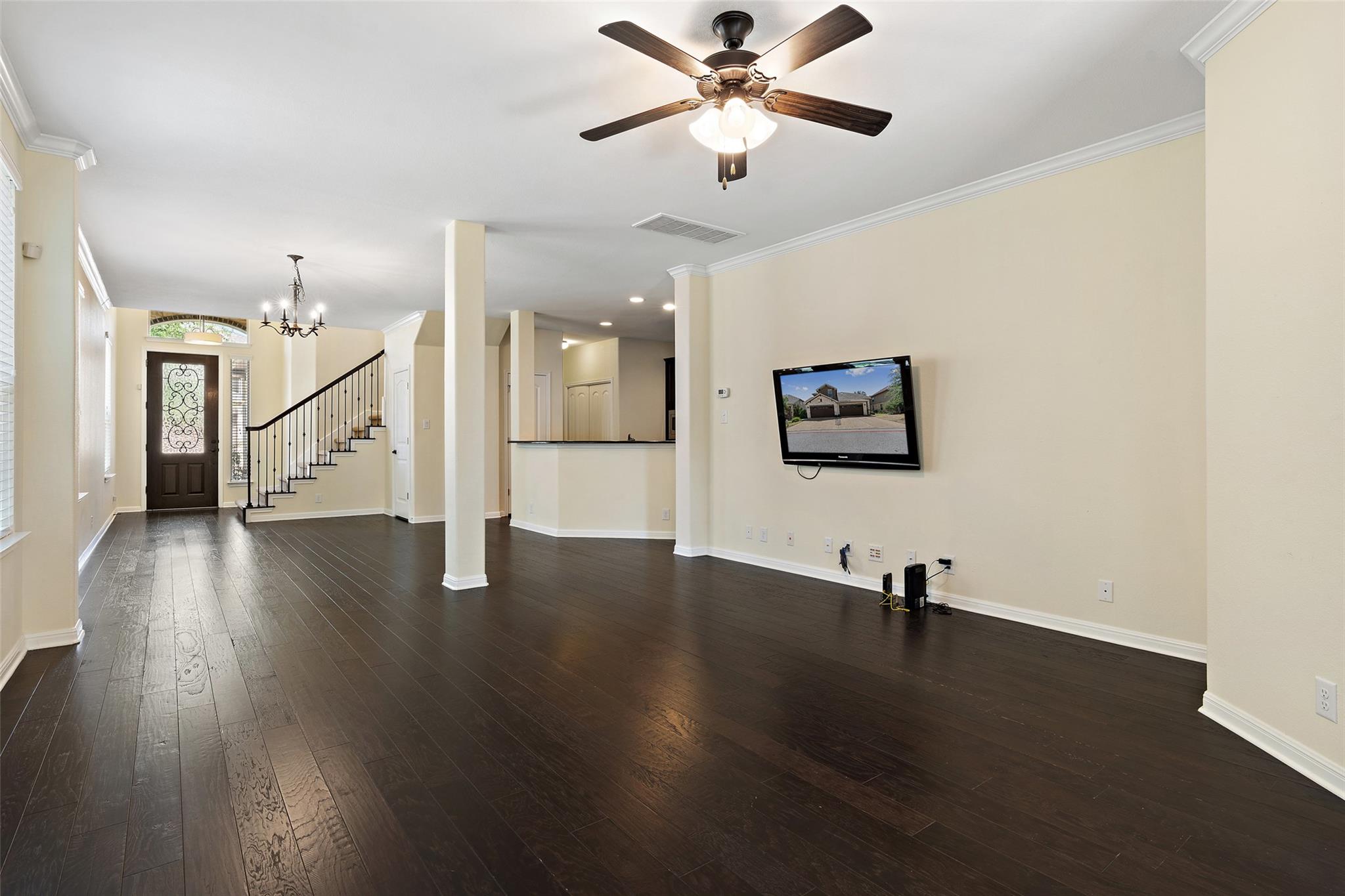 9412 Solana Vista Loop # B, Austin, TX 78750