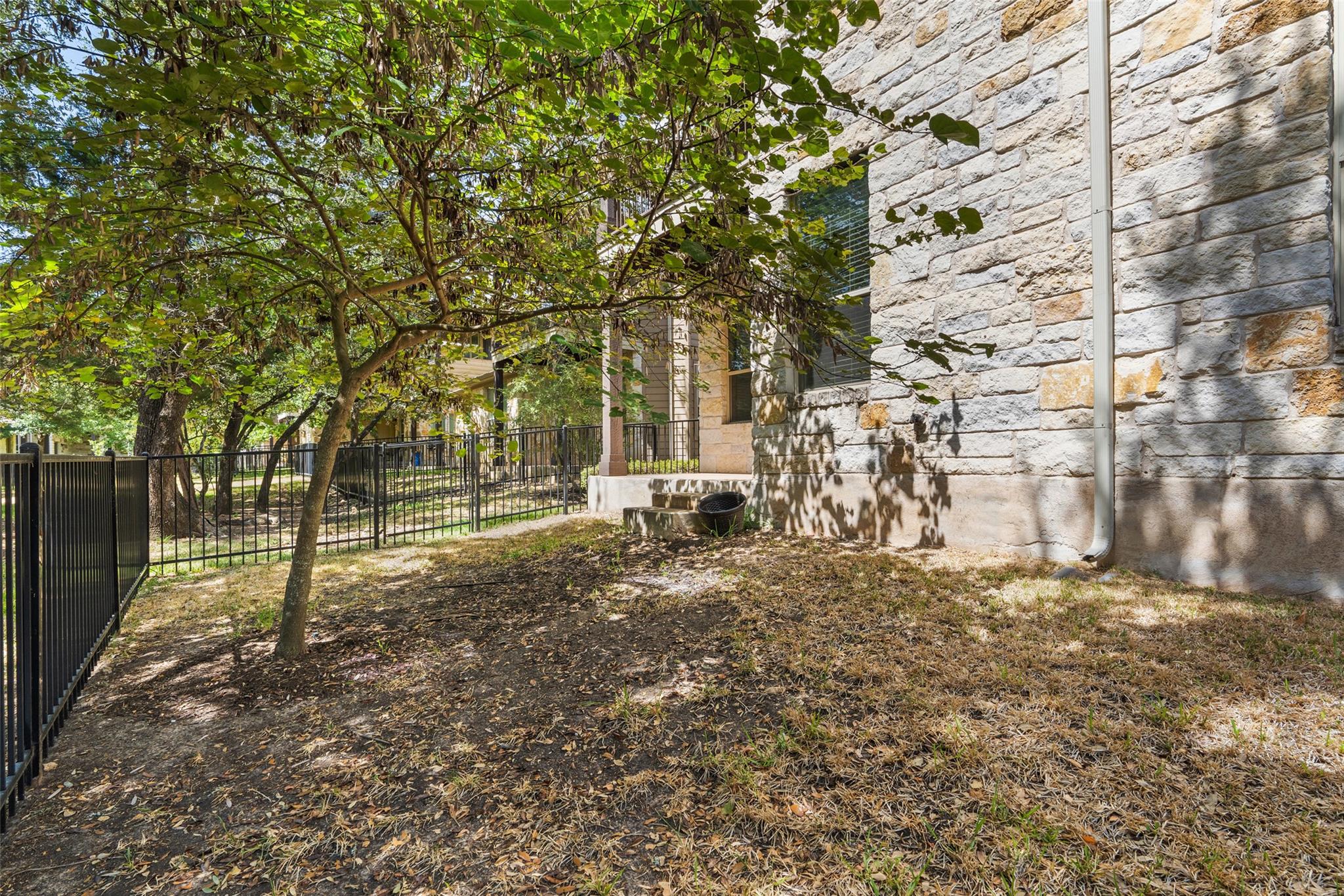9412 Solana Vista Loop # B, Austin, TX 78750