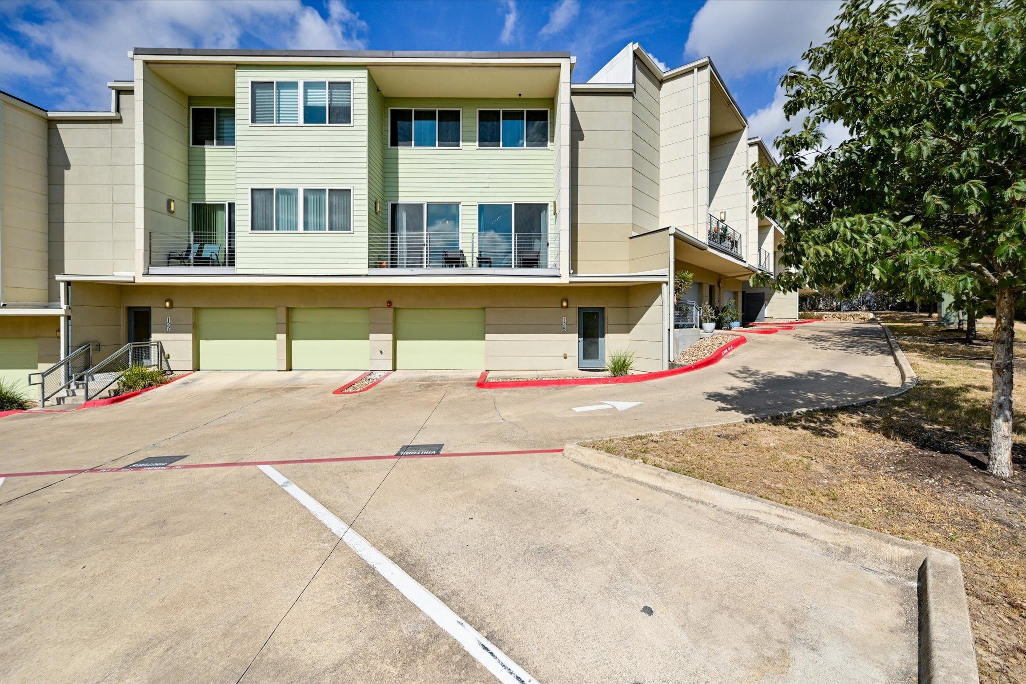 604 N Bluff Dr # 128, Austin, TX 78745