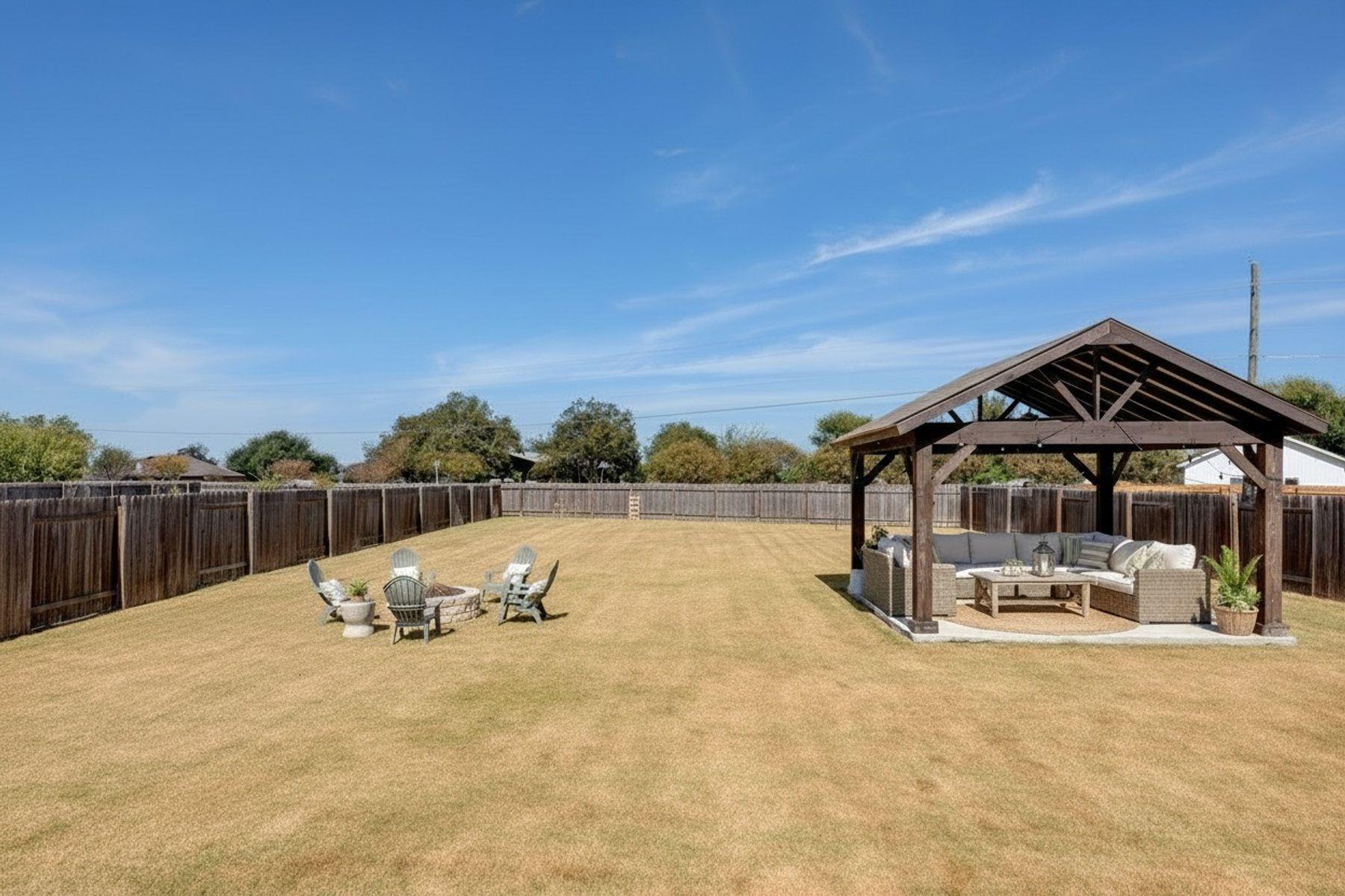 506 Hendelson Ln, Hutto, TX 78634