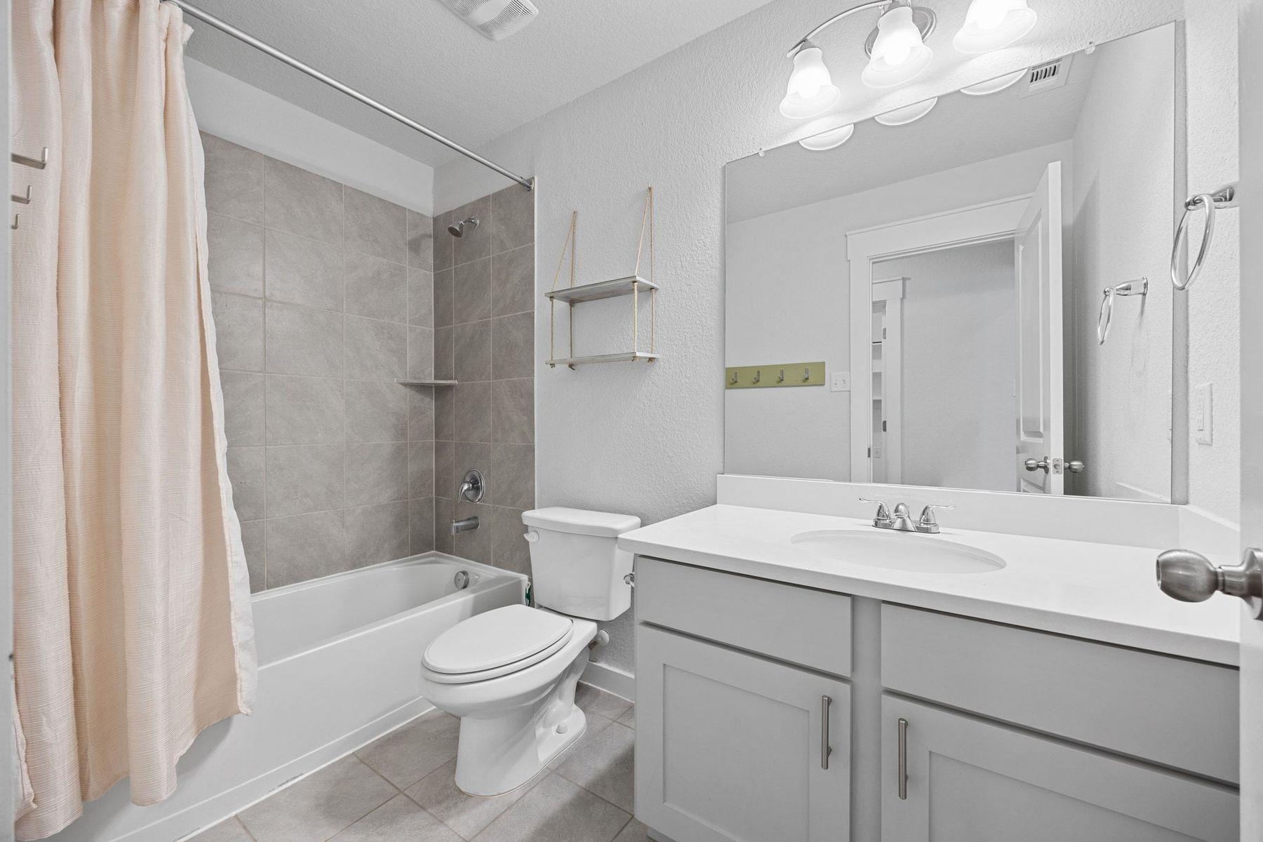 506 Hendelson Ln, Hutto, TX 78634