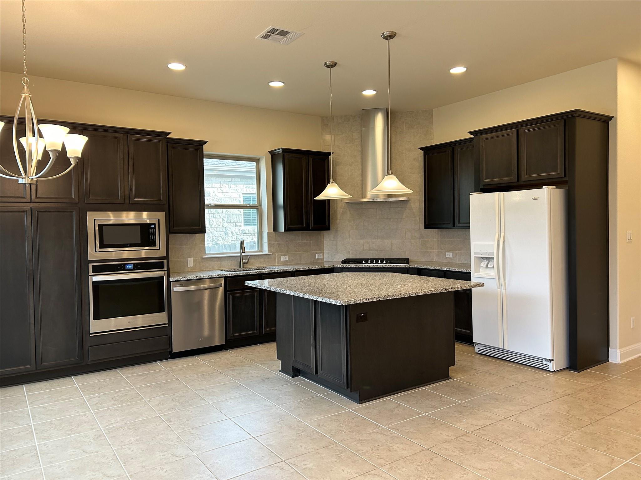 3750 E Palm Valley Blvd # 31, Round Rock, TX 78665