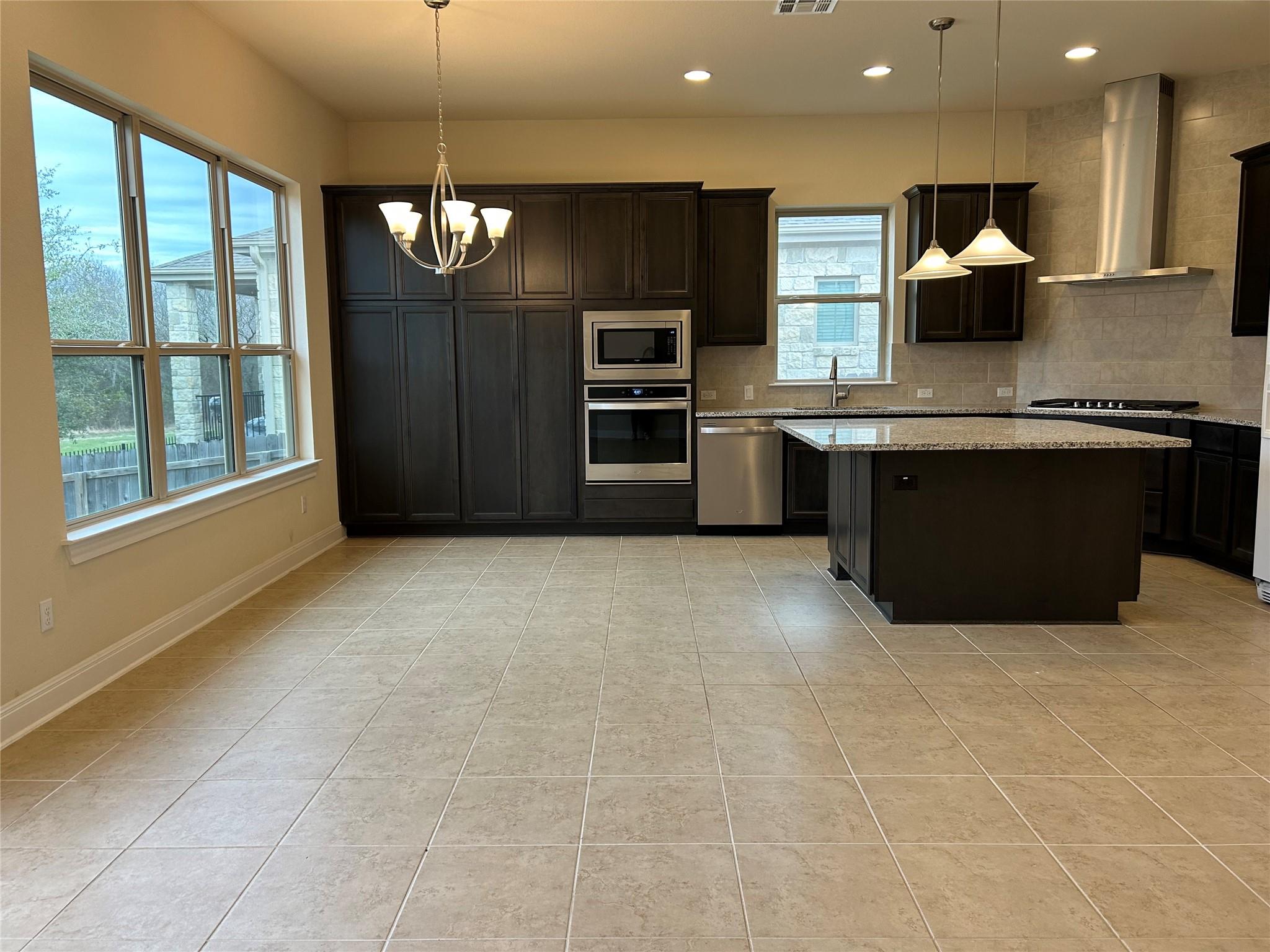 3750 E Palm Valley Blvd # 31, Round Rock, TX 78665