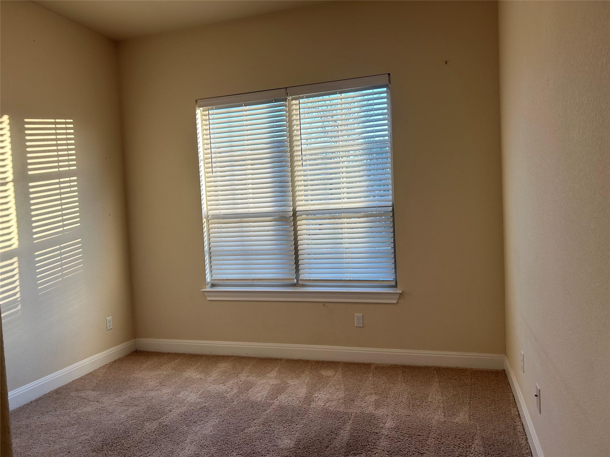 3750 E Palm Valley Blvd # 31, Round Rock, TX 78665