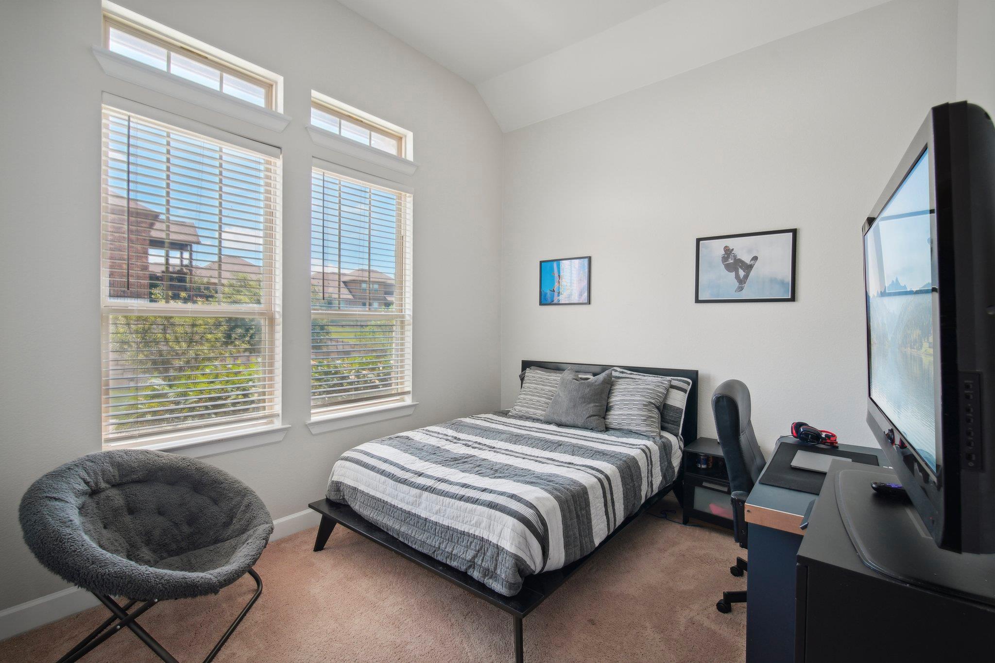 134 Summer Square Dr, Austin, TX 78737