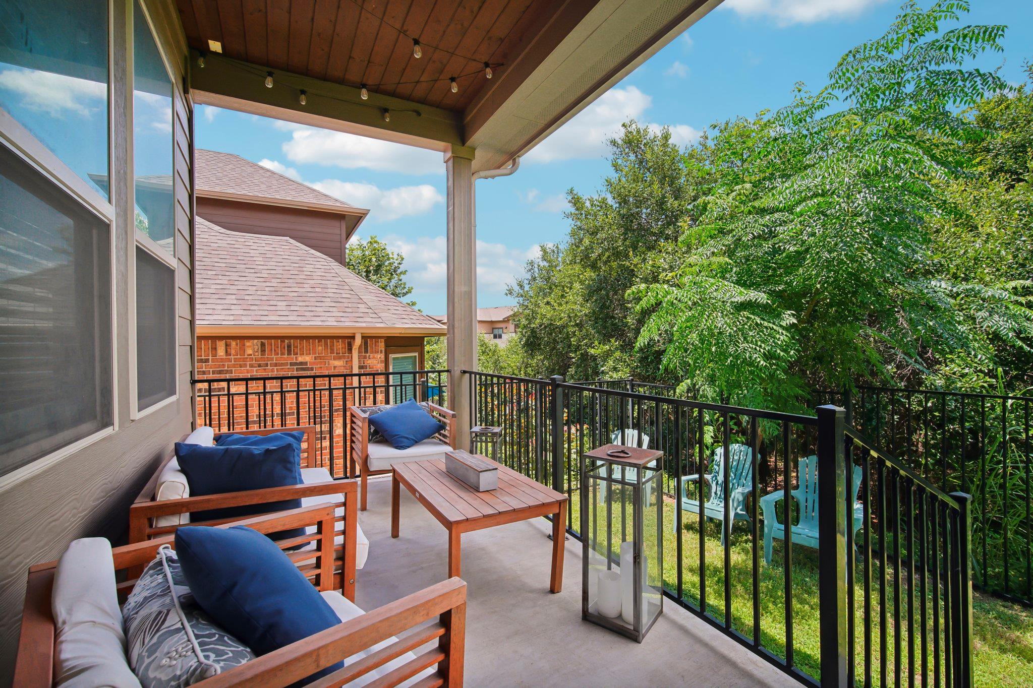 134 Summer Square Dr, Austin, TX 78737