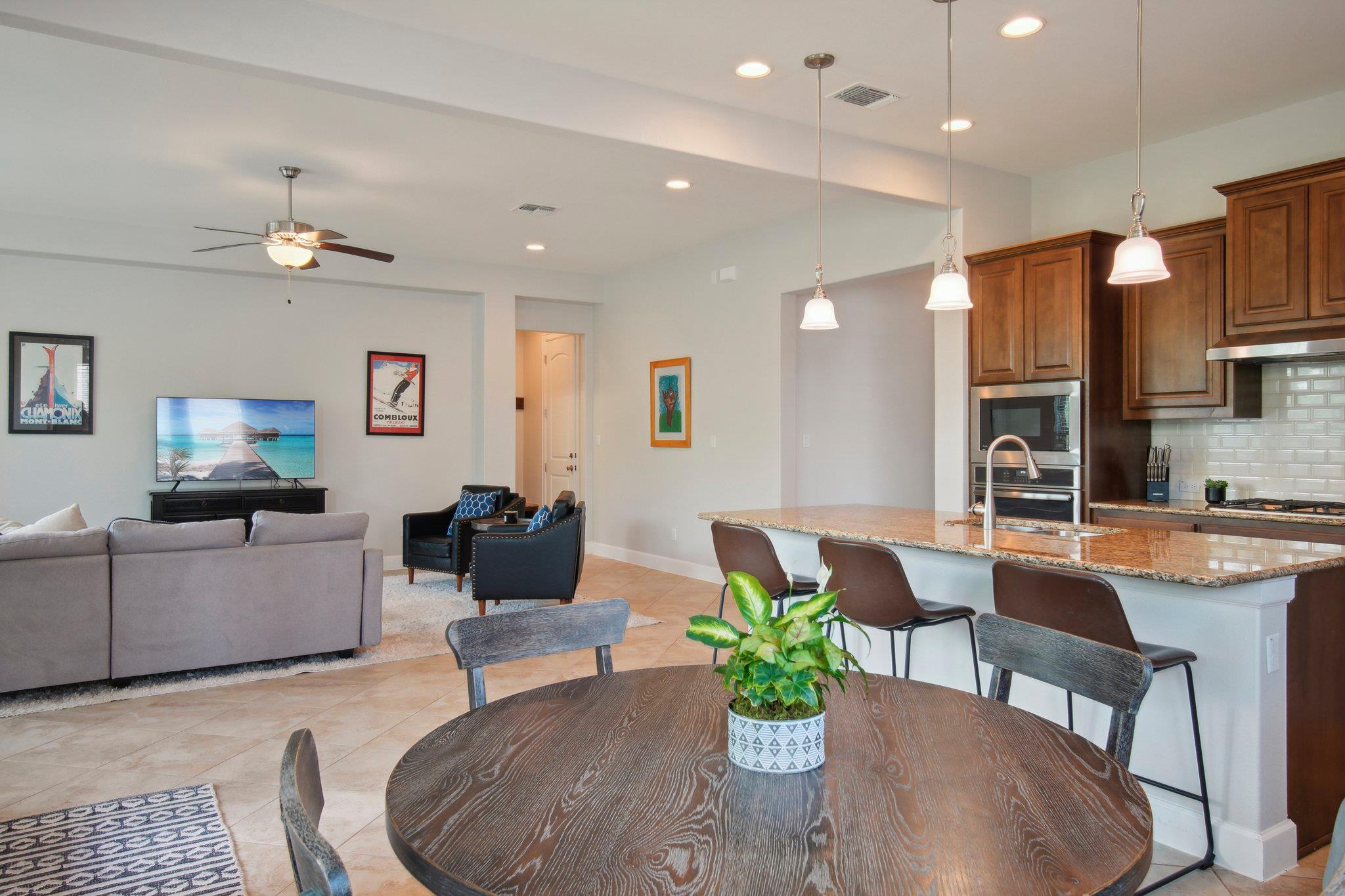 134 Summer Square Dr, Austin, TX 78737