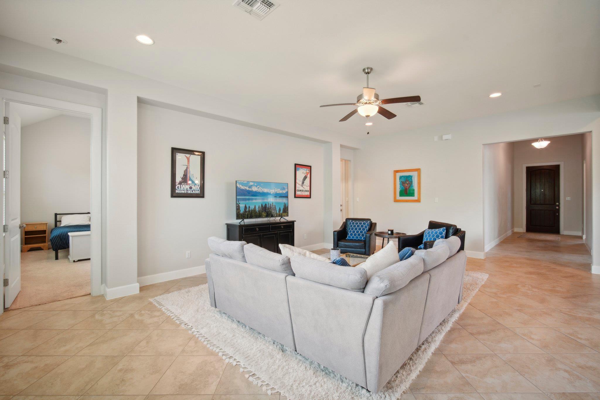 134 Summer Square Dr, Austin, TX 78737