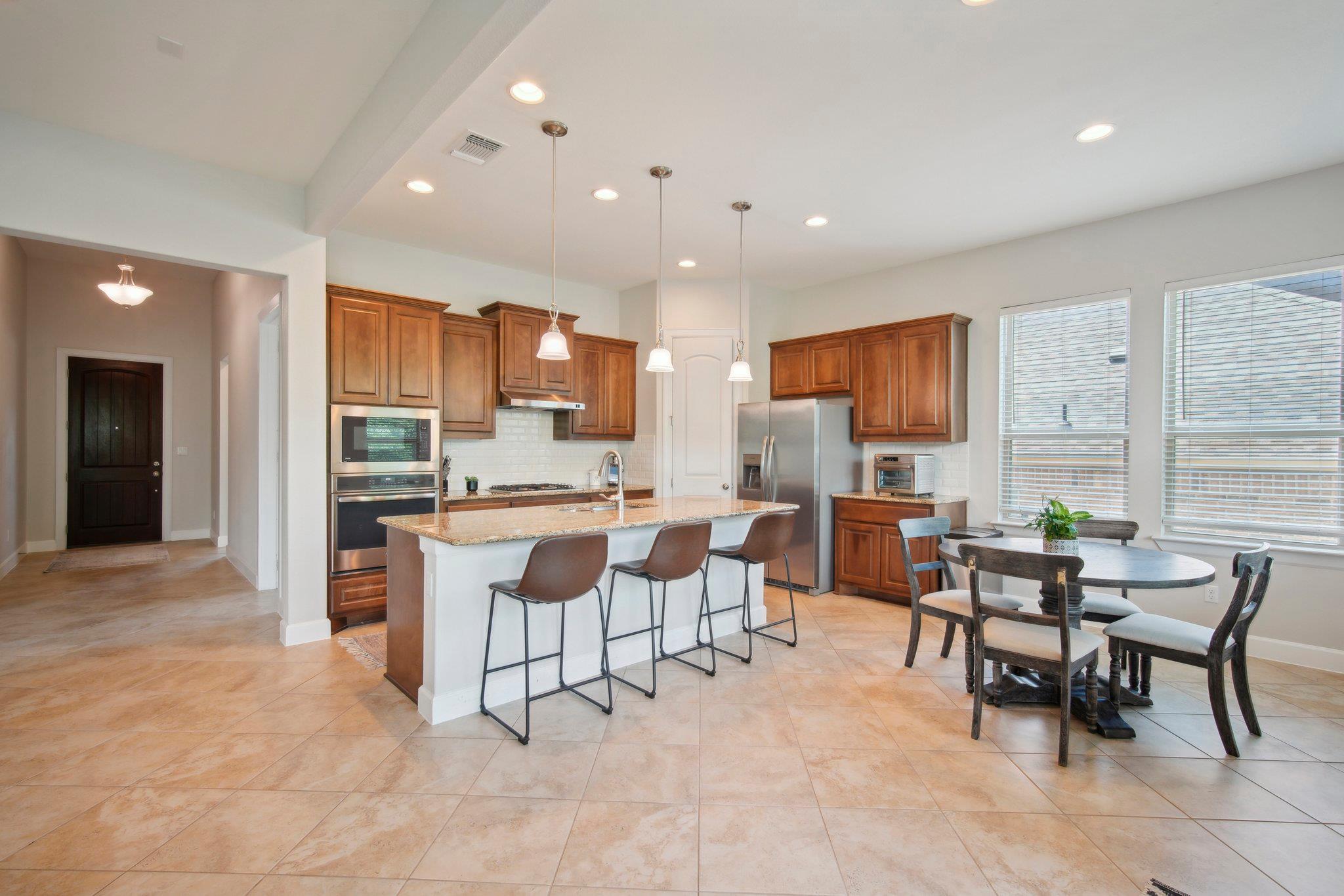 134 Summer Square Dr, Austin, TX 78737