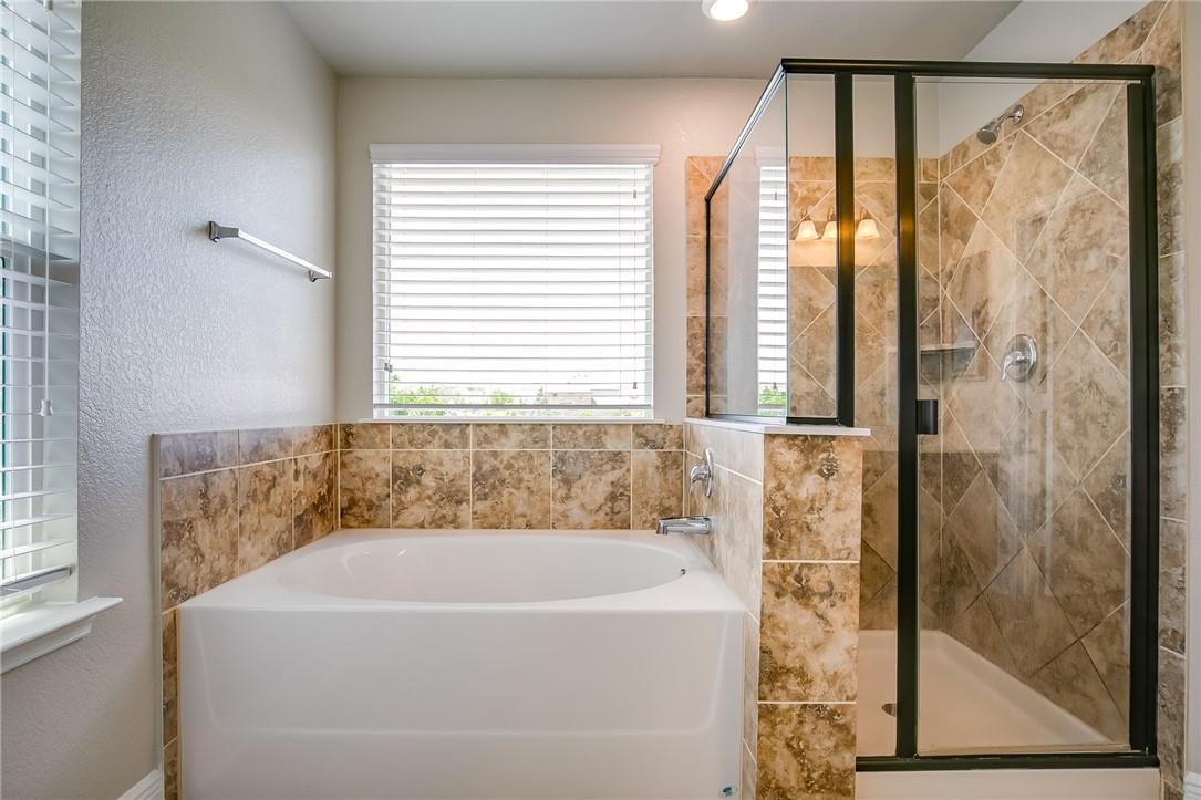 1657 Bovina Dr, Leander, TX 78641