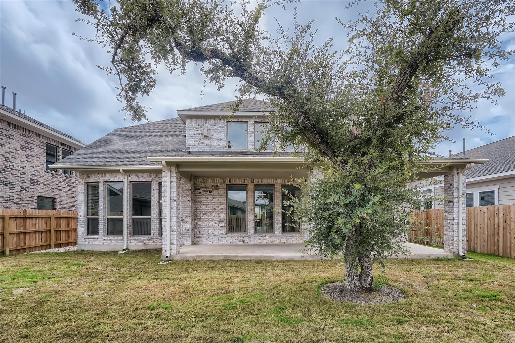 941 Rabbit Brush Rd, Leander, TX 78641