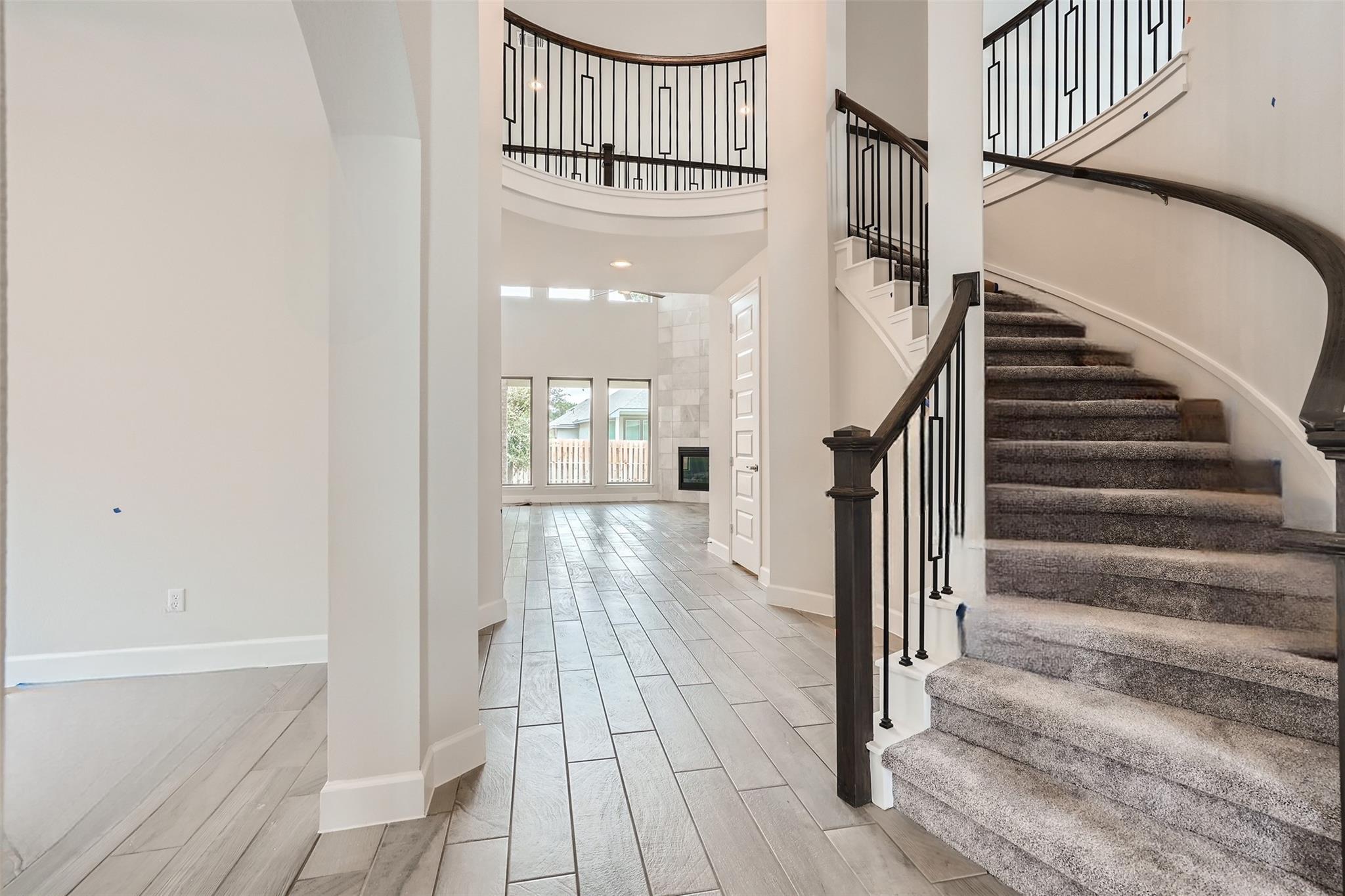 941 Rabbit Brush Rd, Leander, TX 78641