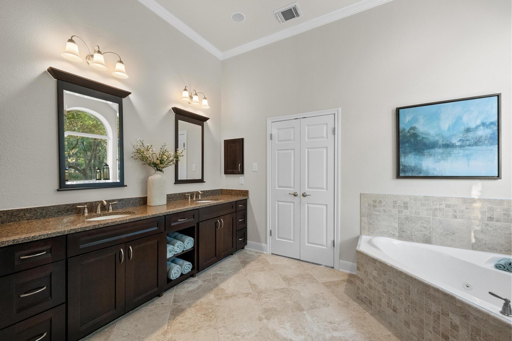 3713 Soledad Ct, Austin, TX 78732